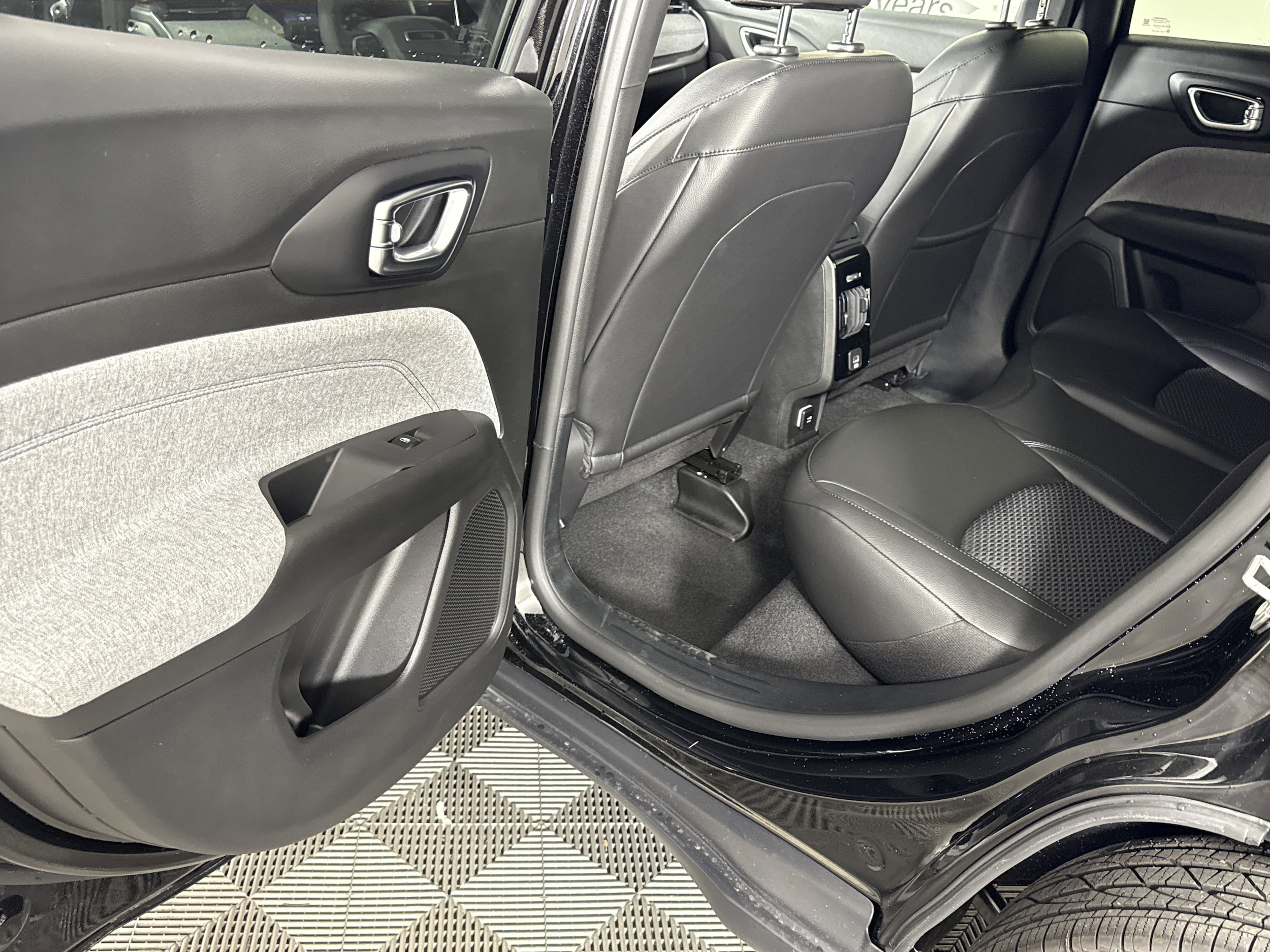 2026 Jeep Compass Latitude - Photo 21