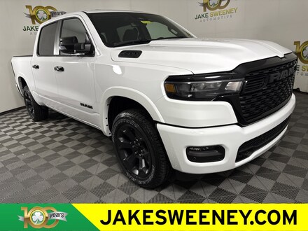 2026 Ram 1500 BIG HORN CREW CAB 4X4 5'7 BOX Pickup