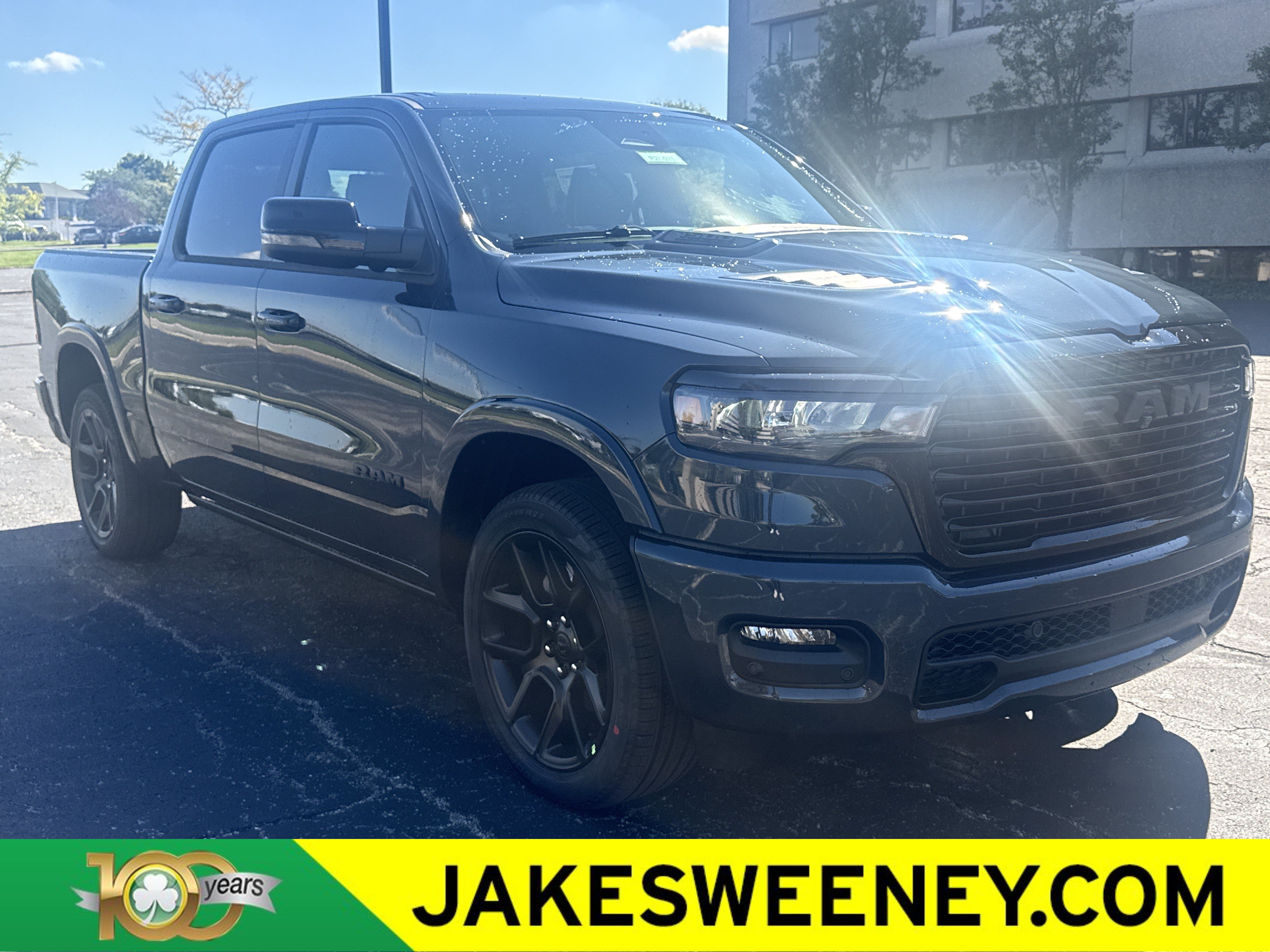 New 2027 Ram 1500 LARAMIE CREW CAB 4X4 Pickup