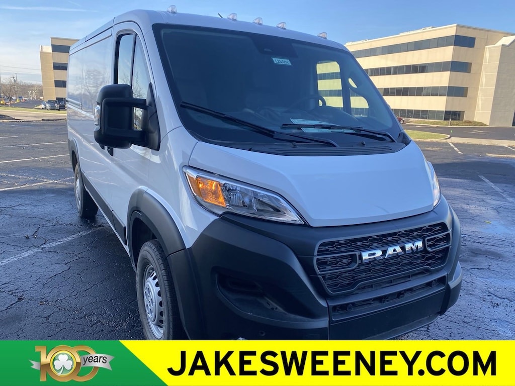 New 2025 Ram ProMaster PROMASTER 1500 TRADESMAN CARGO VAN LOW ROOF 136' W Cargo Van