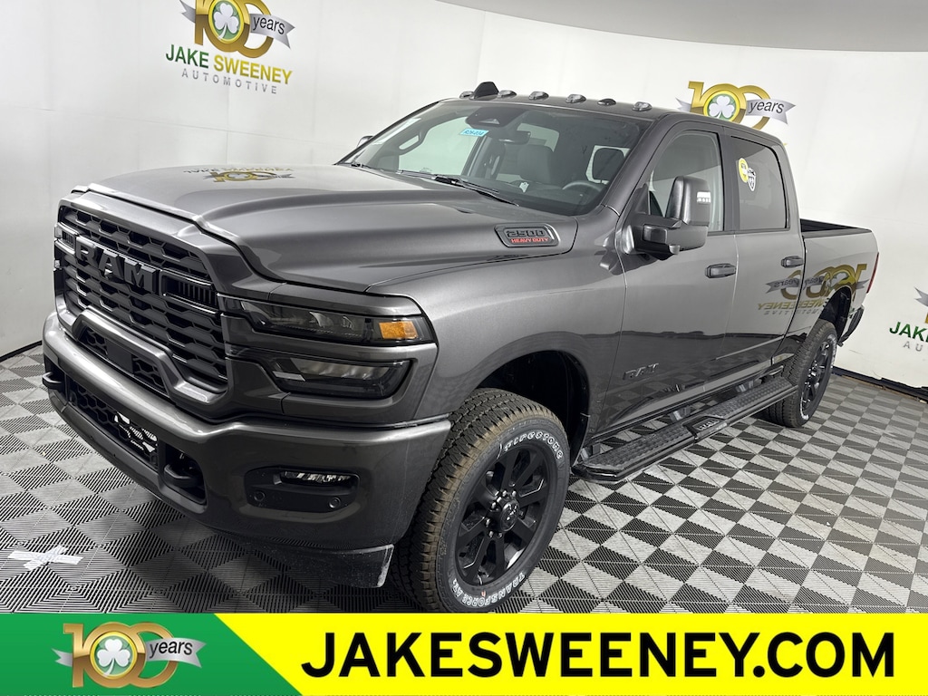 New 2026 Ram 2500 BIG HORN CREW CAB 4X4 6'4 BOX Pickup