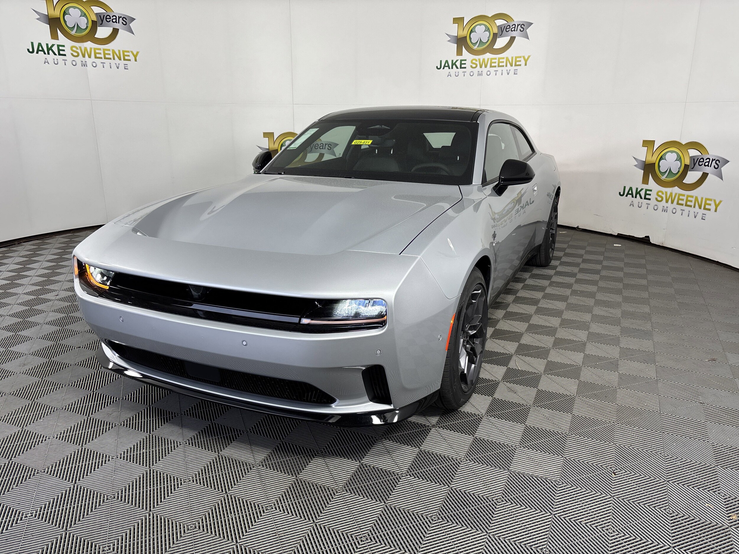 2025 Dodge Charger Daytona R/T photo 3
