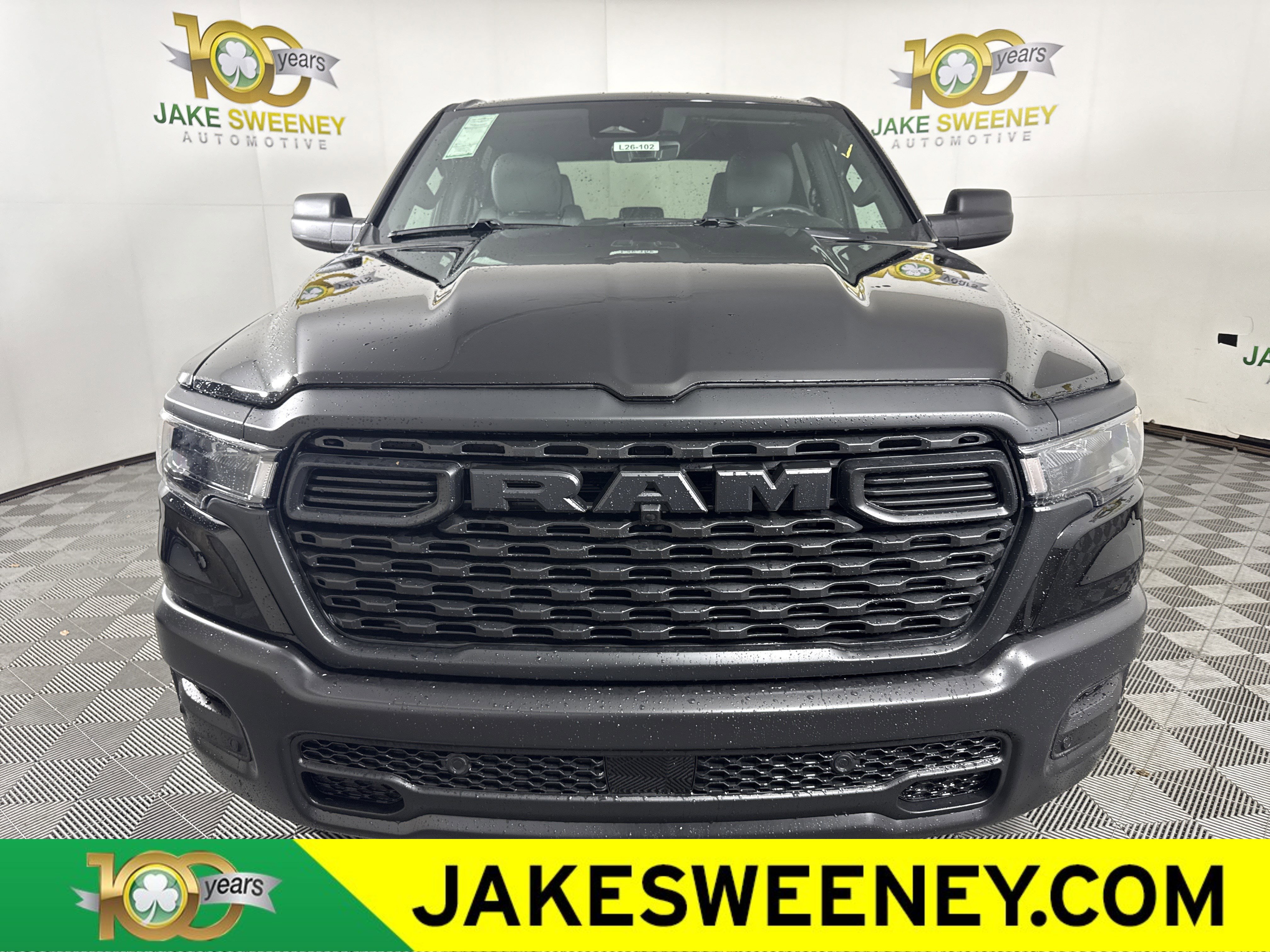 New 2026 Ram 1500 TRADESMAN CREW CAB 4X4 5'7 BOX Pickup
