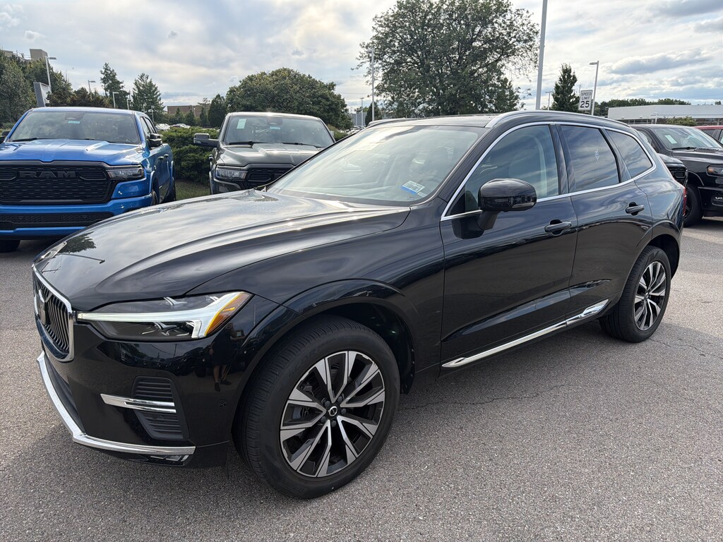 Used 2023 Volvo XC60 Plus Bright Theme SUV