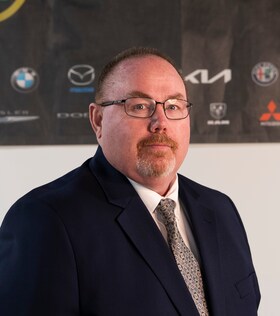 Staff member Gary Allen from ID_4a8dfb89b003