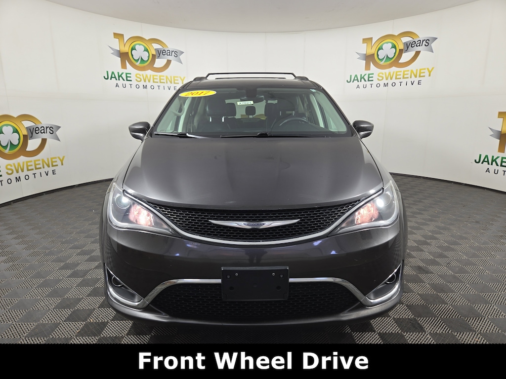 Used 2017 Chrysler Pacifica Touring-L Van