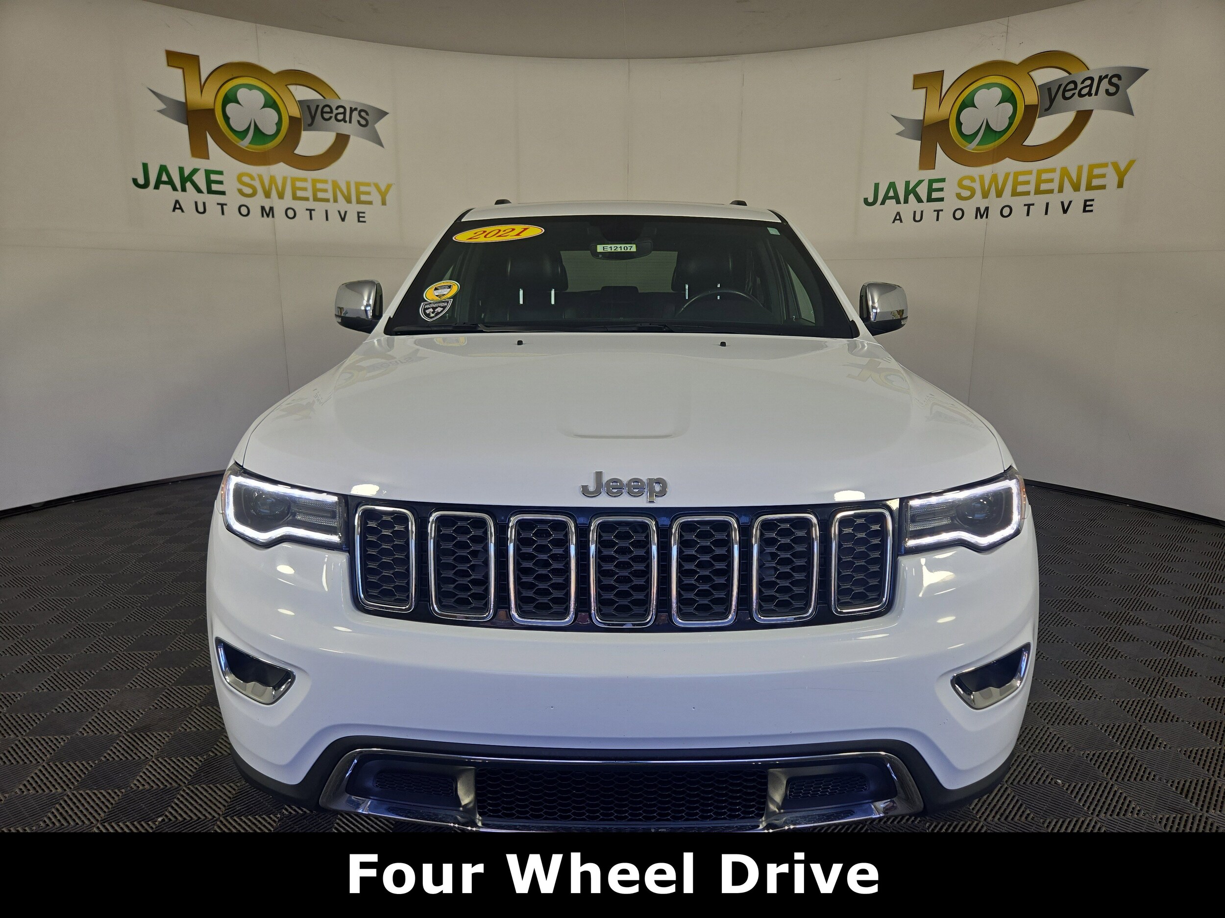 2021 Jeep Grand Cherokee Limited photo 2