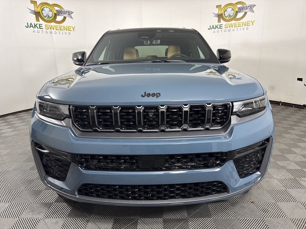 New 2027 Jeep Grand Cherokee Summit Sport Utility