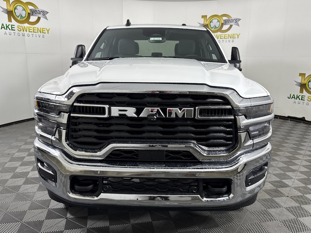 New 2026 Ram 3500 BIG HORN CREW CAB 4X4 6'4 BOX Pickup