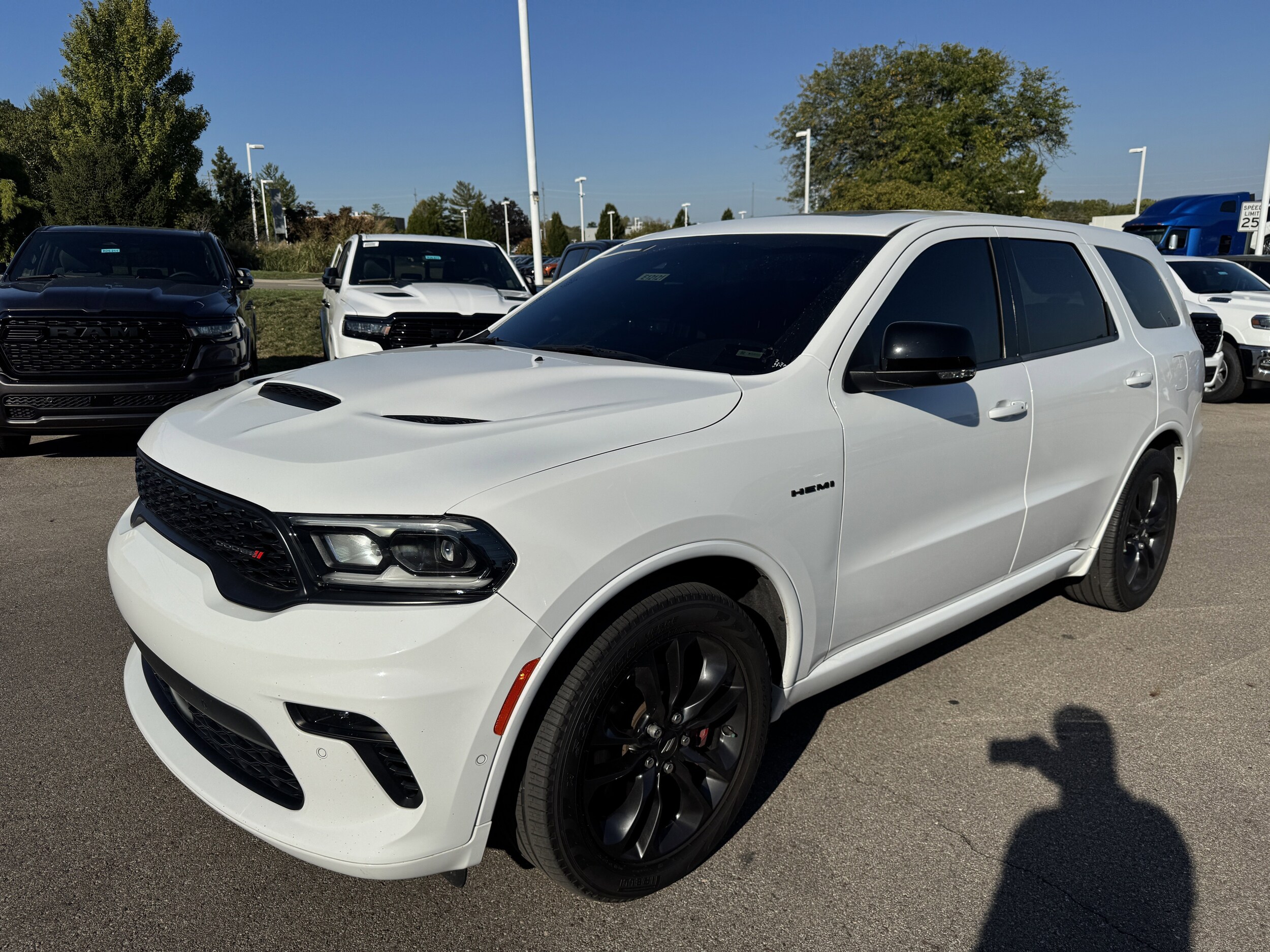 2022 Dodge Durango R/T Plus photo 3