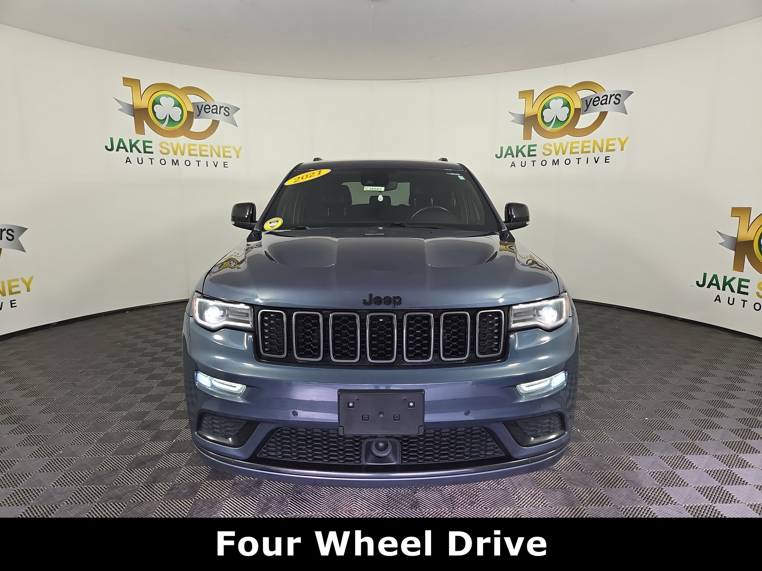 2021 Jeep Grand Cherokee Limited X photo 2