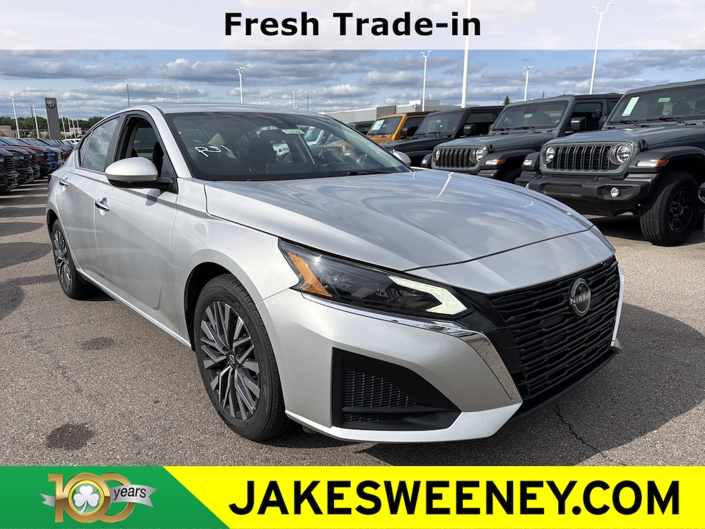 Used 2023 Nissan Altima 2.5 SV Sedan