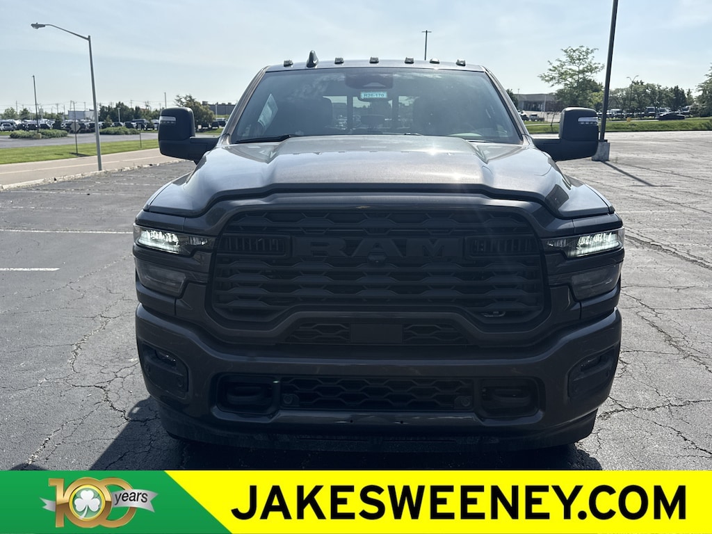 New 2026 Ram 3500 BIG HORN CREW CAB 4X4 8' BOX Pickup