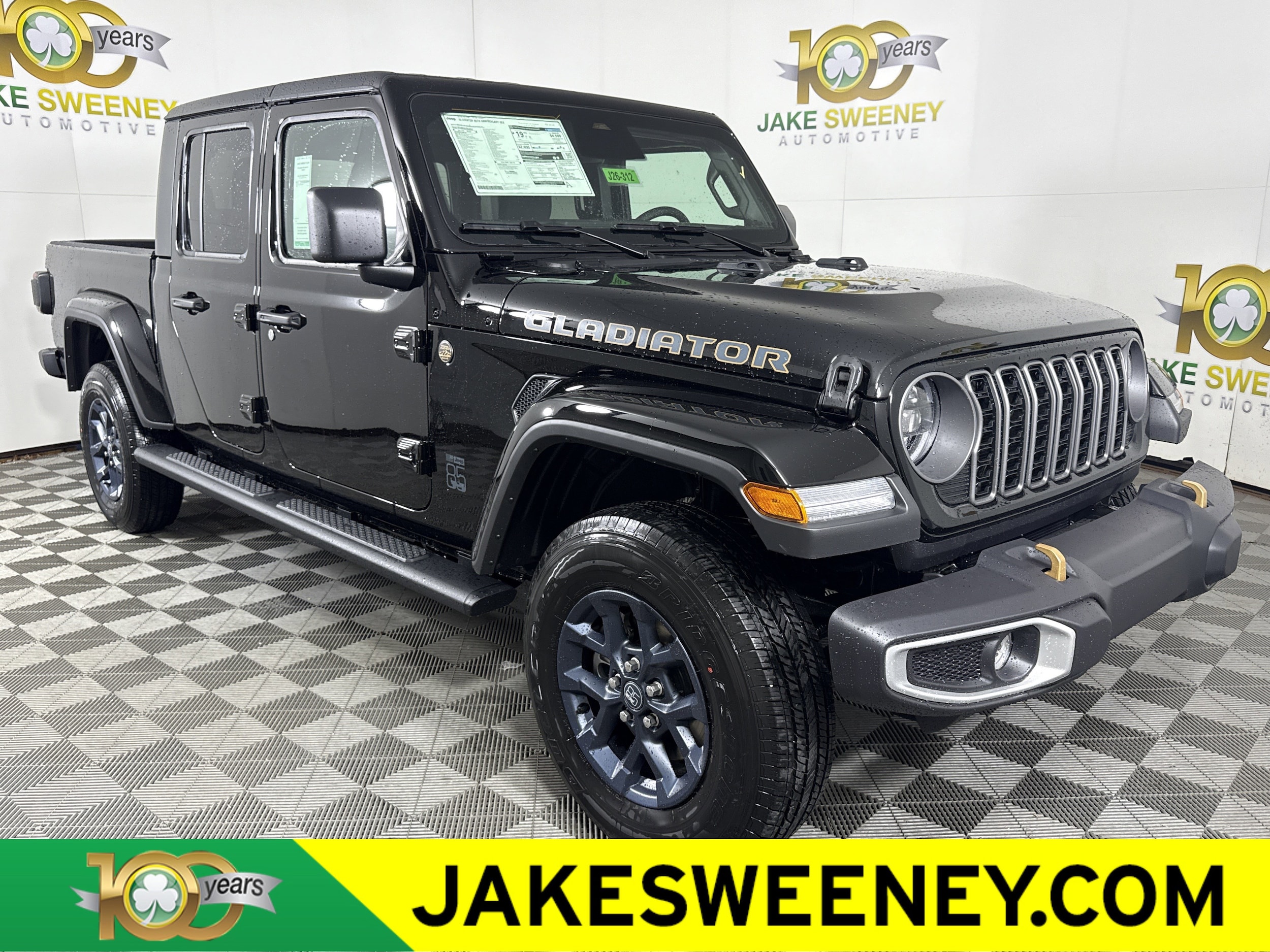 2026 Jeep Gladiator 85th Anniversary Edition Auto's photo