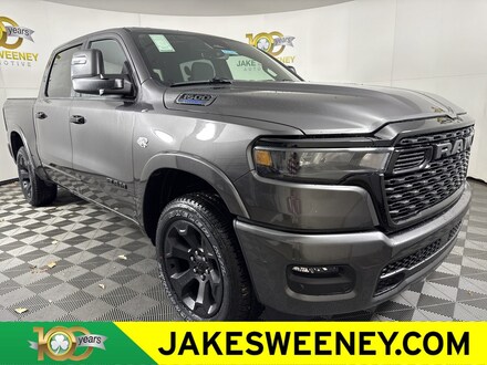 2026 Ram 1500 BIG HORN CREW CAB 4X4 5'7 BOX Pickup