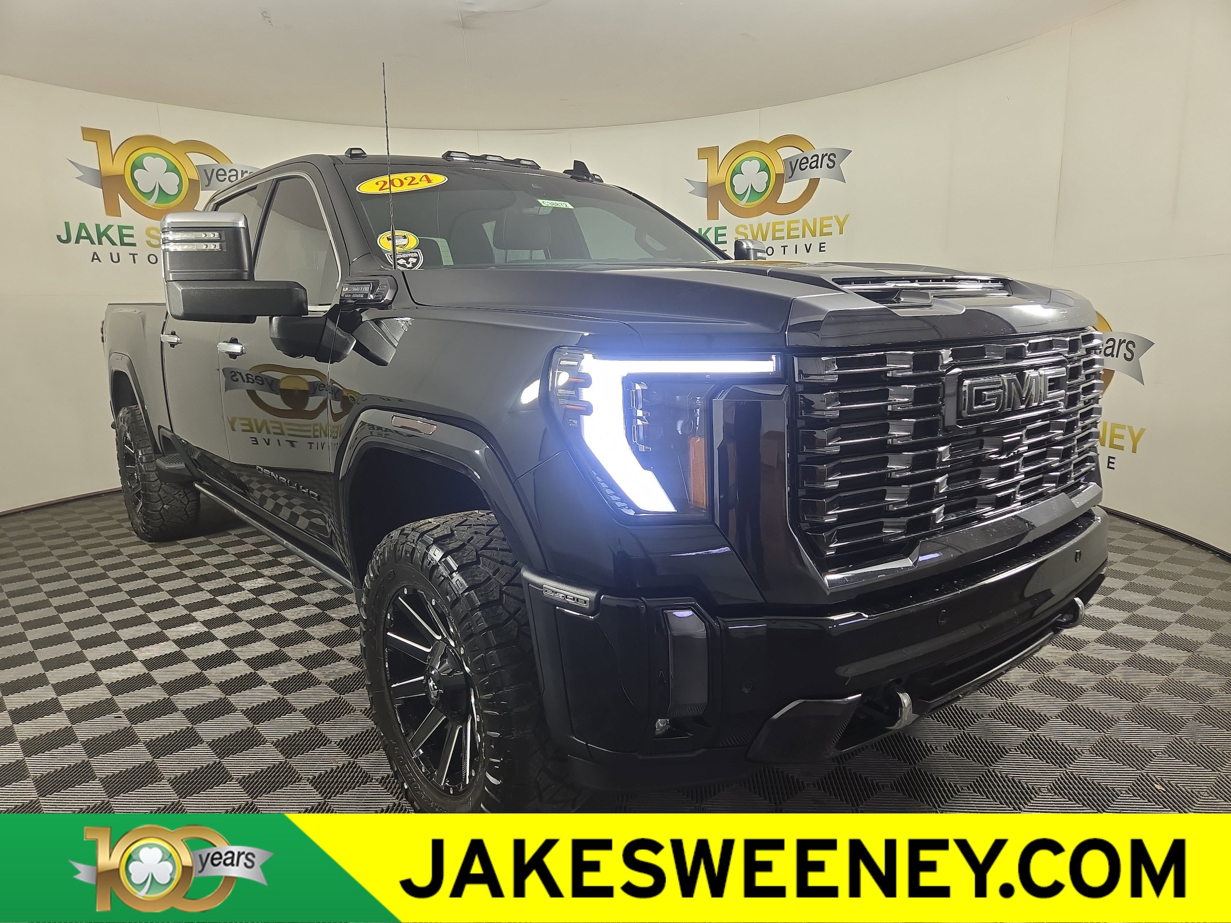 2024 GMC Sierra 2500HD Denali Ultimate's photo