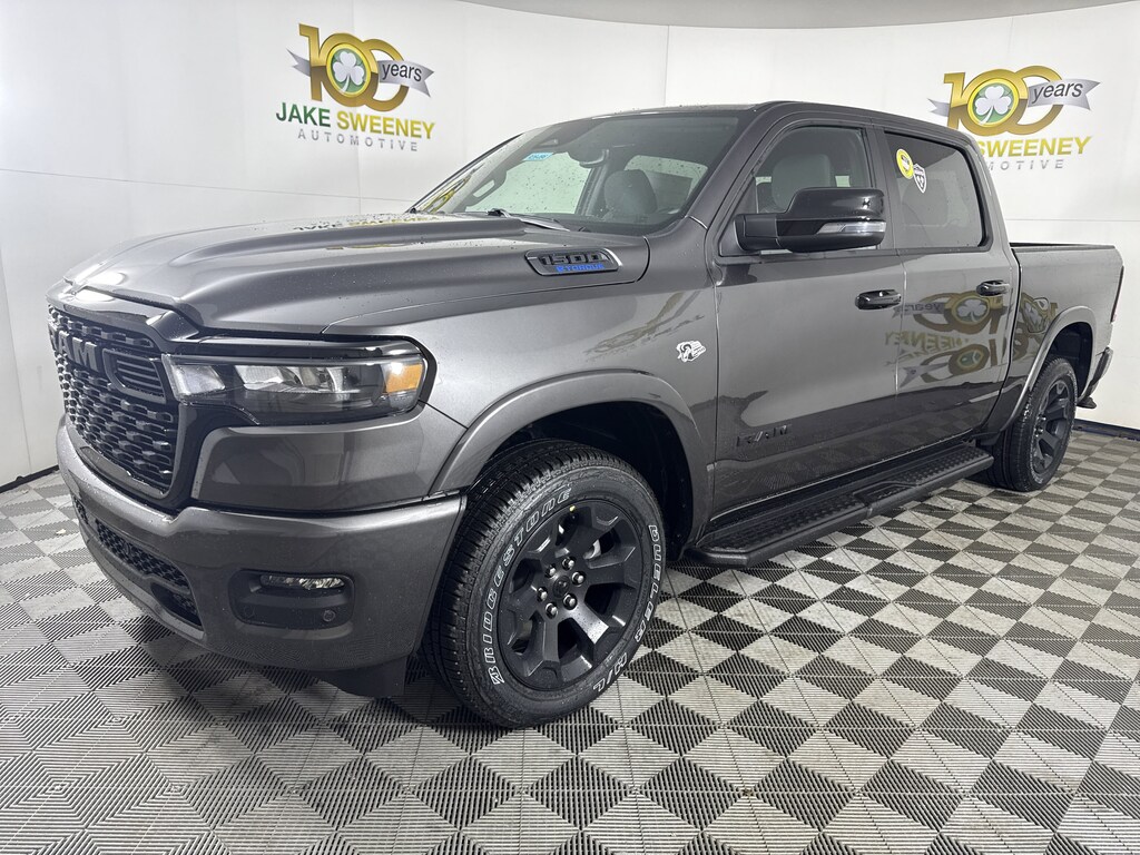 New 2026 Ram 1500 BIG HORN CREW CAB 4X4 5'7 BOX Pickup