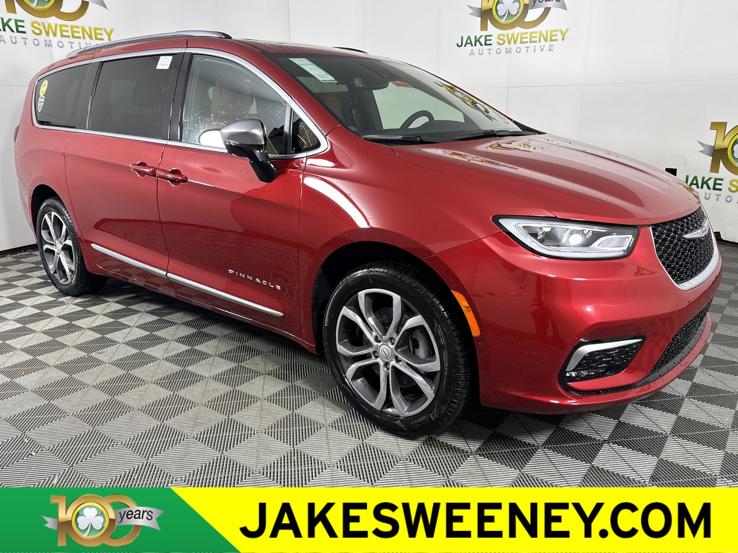 2026 Chrysler Pacifica Pinnacle AWD's photo