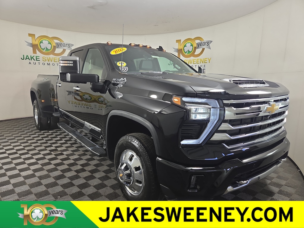 Used 2025 Chevrolet Silverado 3500HD High Country Truck Crew Cab