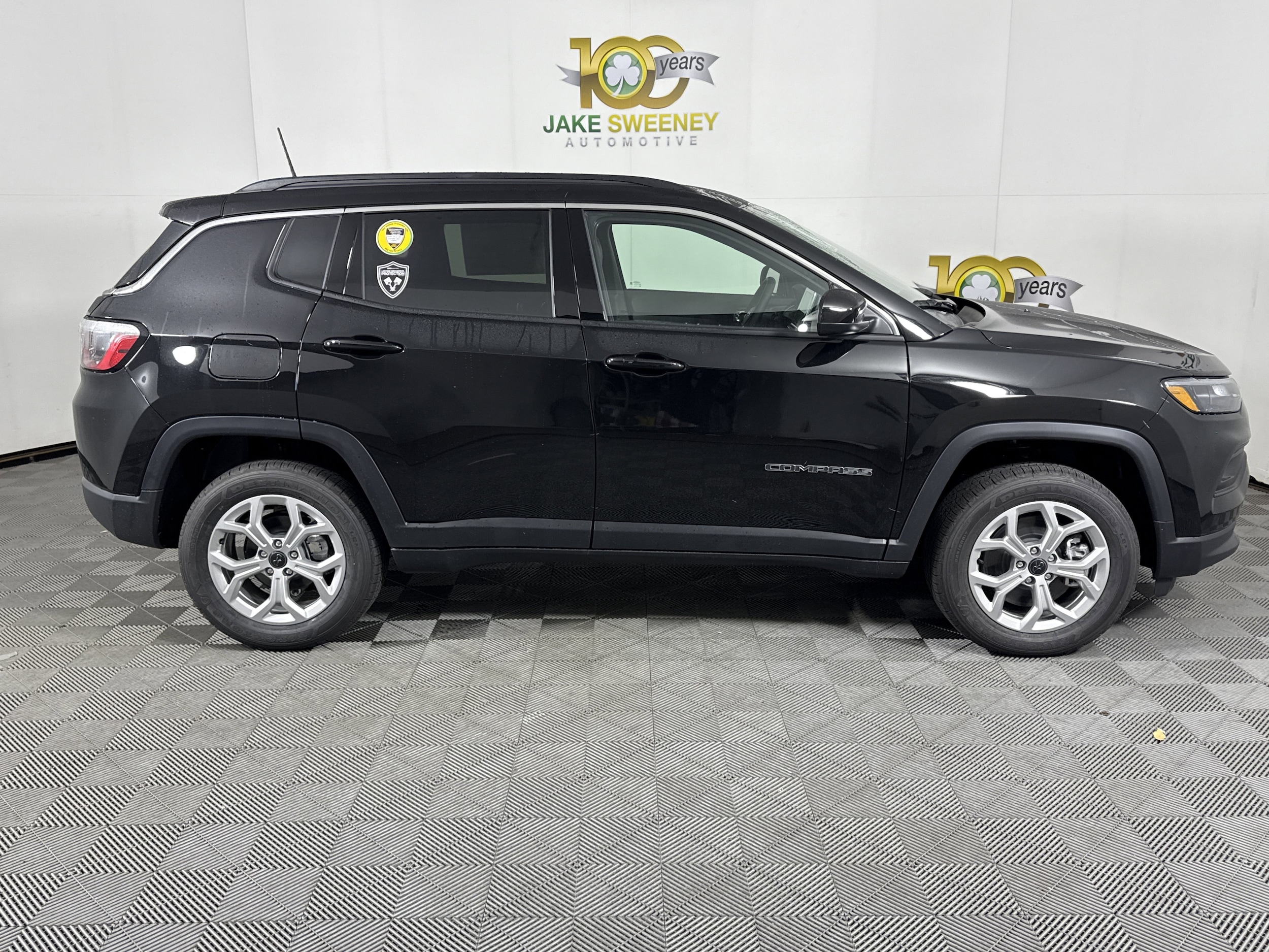 2026 Jeep Compass Latitude - Photo 11