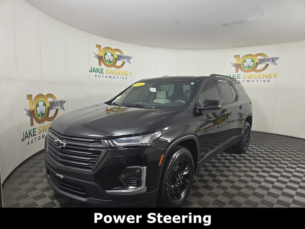 Used 2023 Chevrolet Traverse LS SUV
