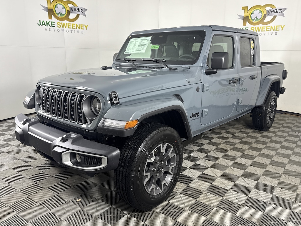 New 2026 Jeep Gladiator SAHARA 4X4 Pickup