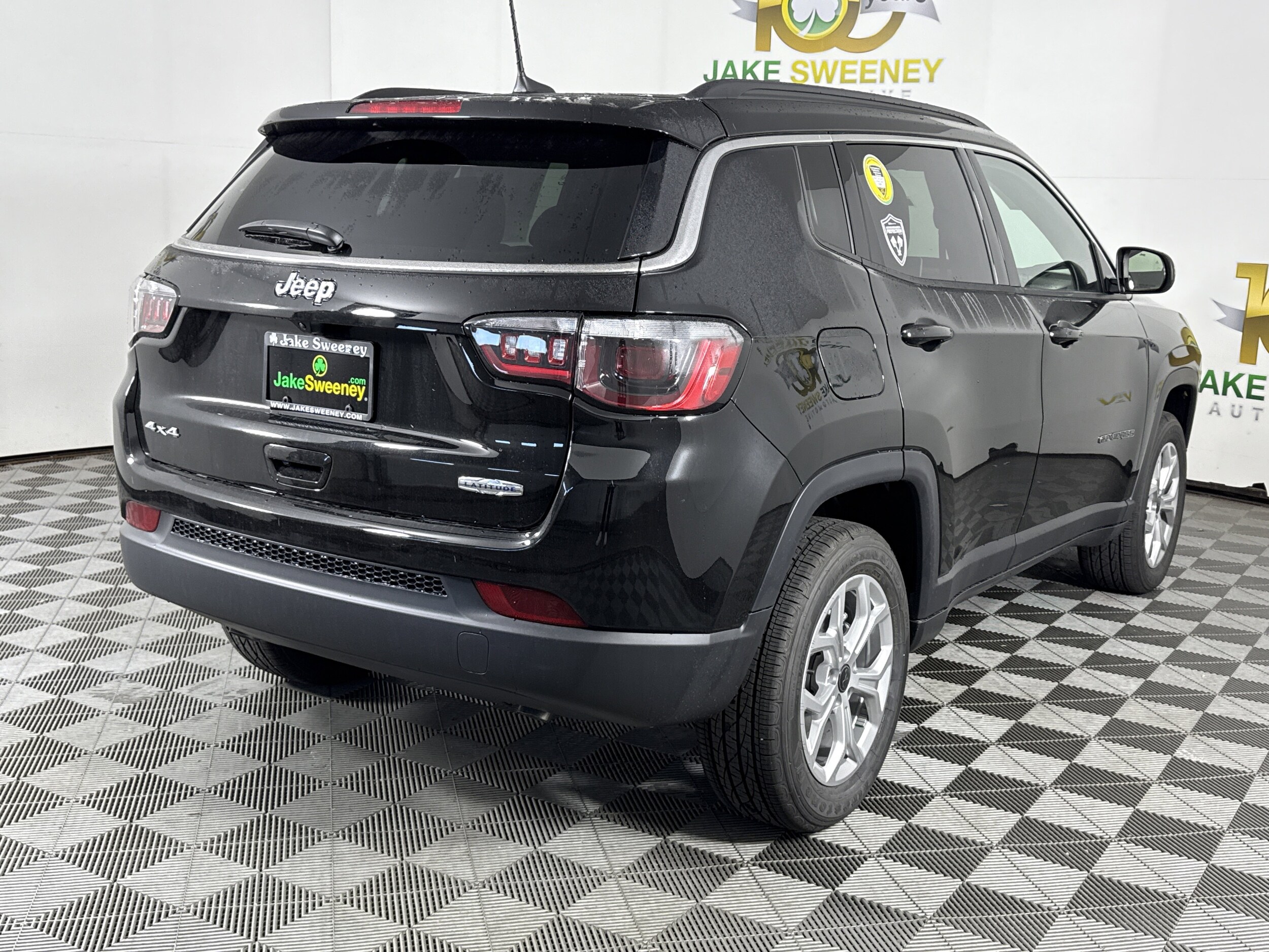 2026 Jeep Compass Latitude - Photo 10