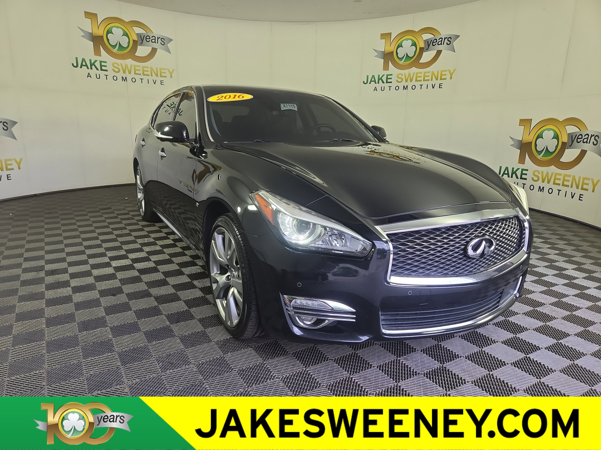2016 INFINITI Q70L 3.7 AWD L's photo