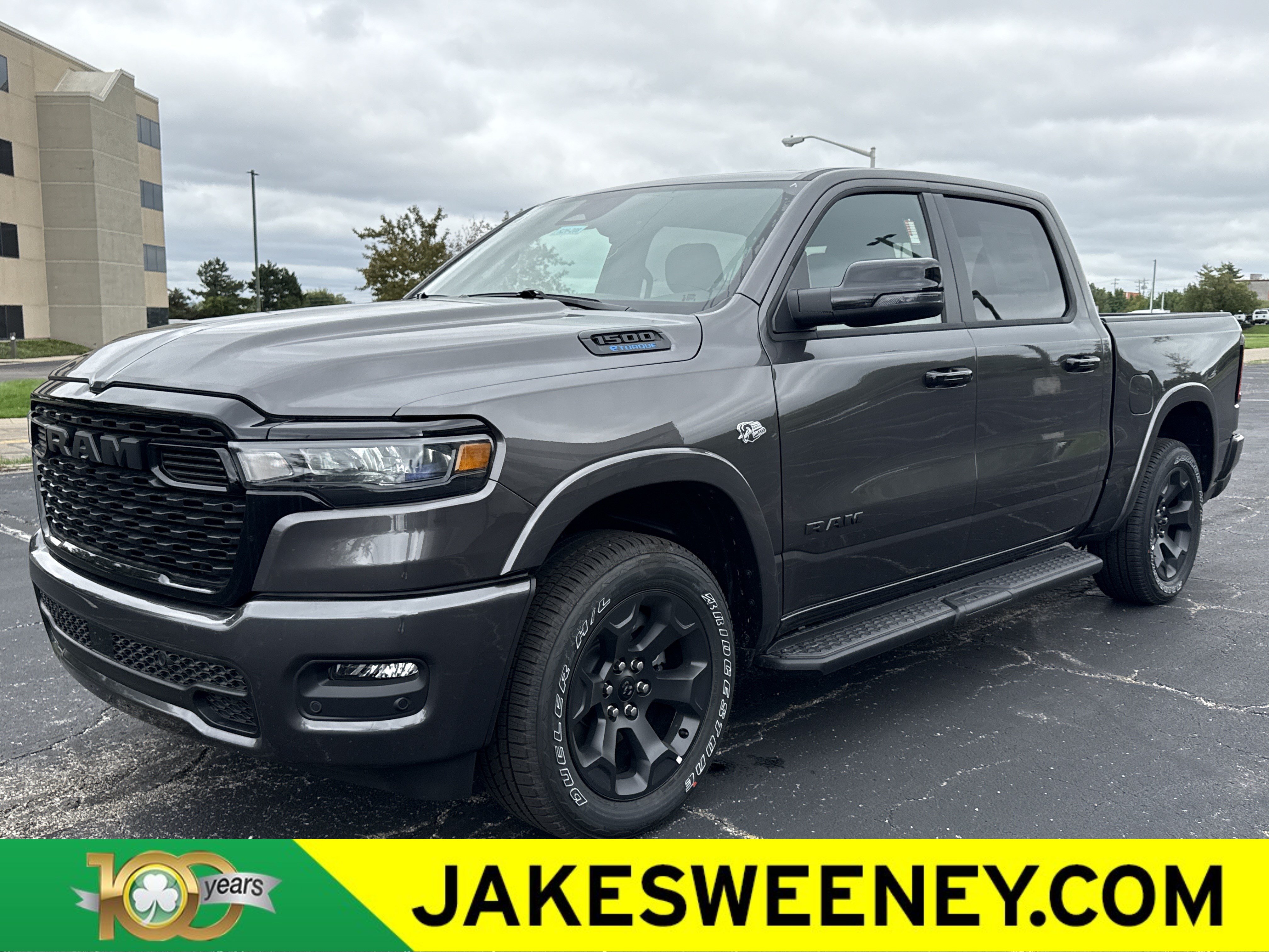 New 2026 Ram 1500 BIG HORN CREW CAB 4X4 5'7 BOX Pickup