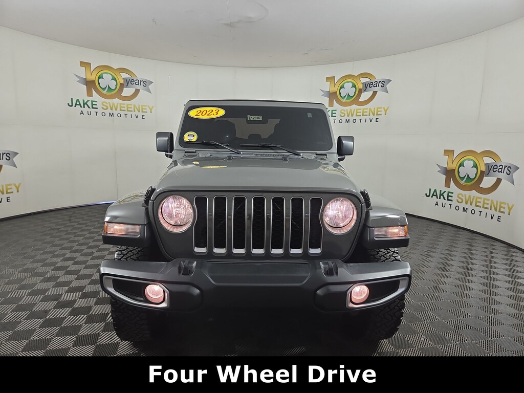 Certified 2023 Jeep Gladiator Overland Truck Crew Cab