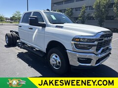2026 Ram 3500 Chassis Cab TRADESMAN CREW   4X4 60' CA Pickup