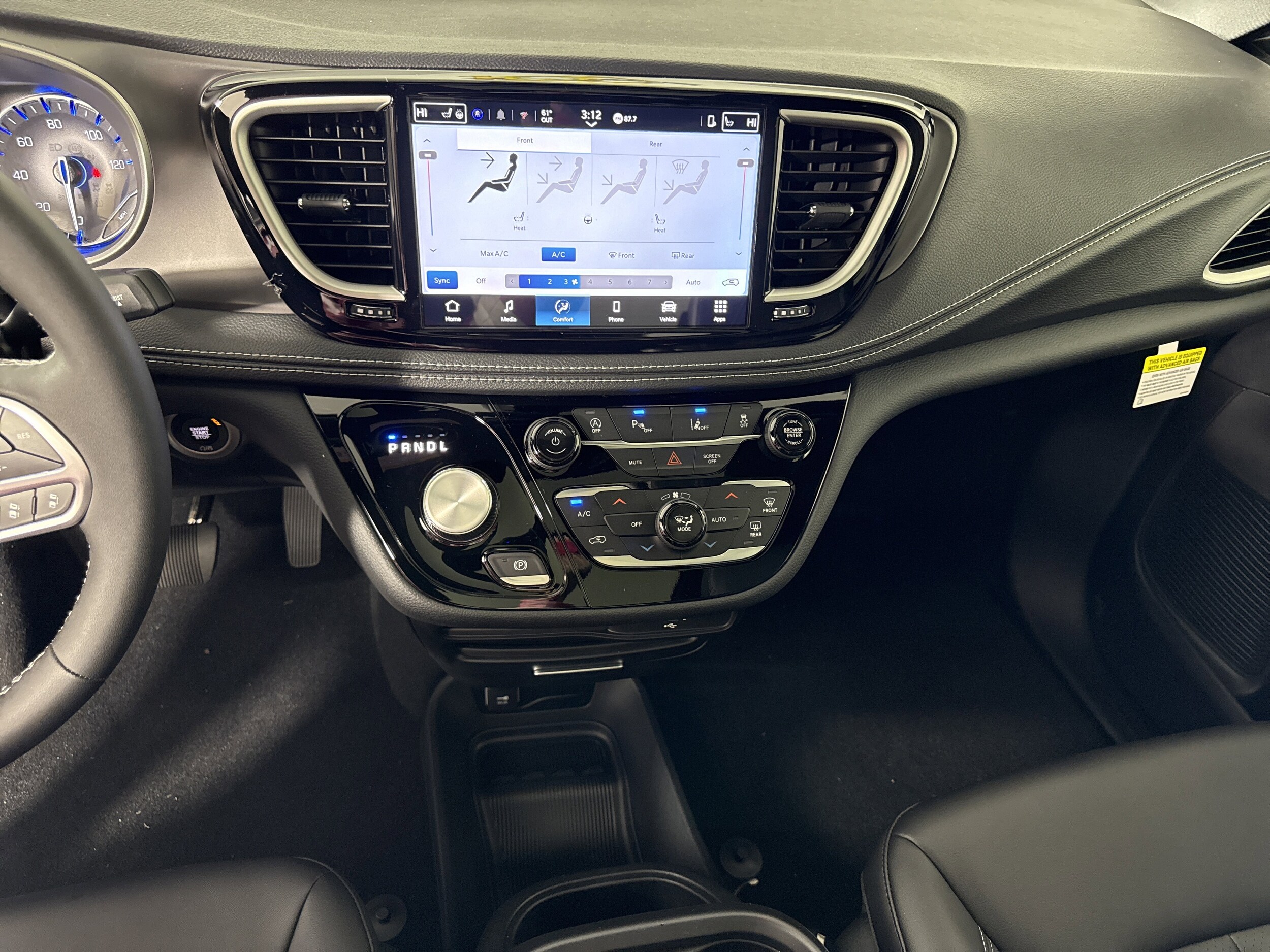 2026 Chrysler Pacifica Select - Photo 25