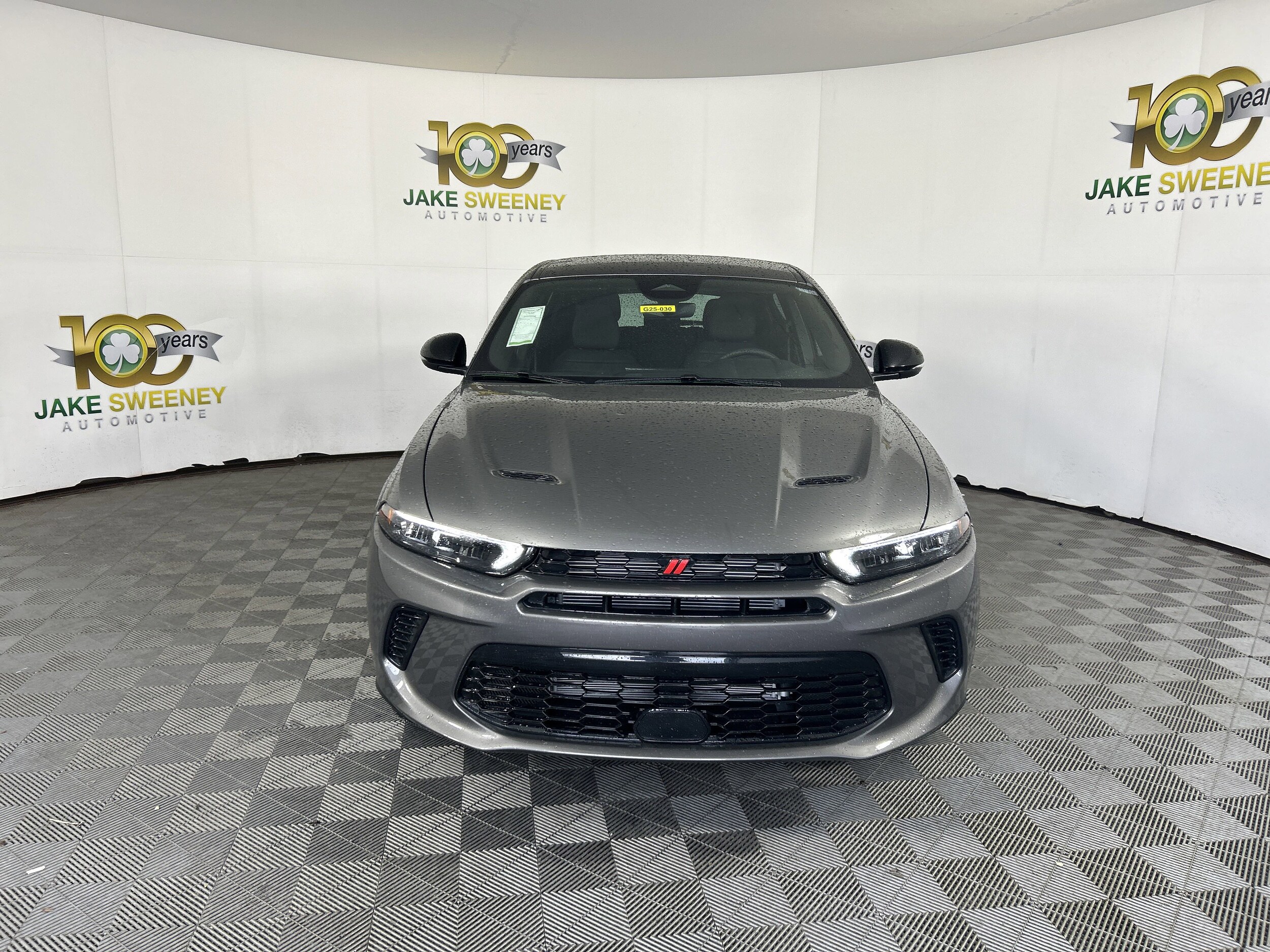2025 Dodge Hornet GT photo 2