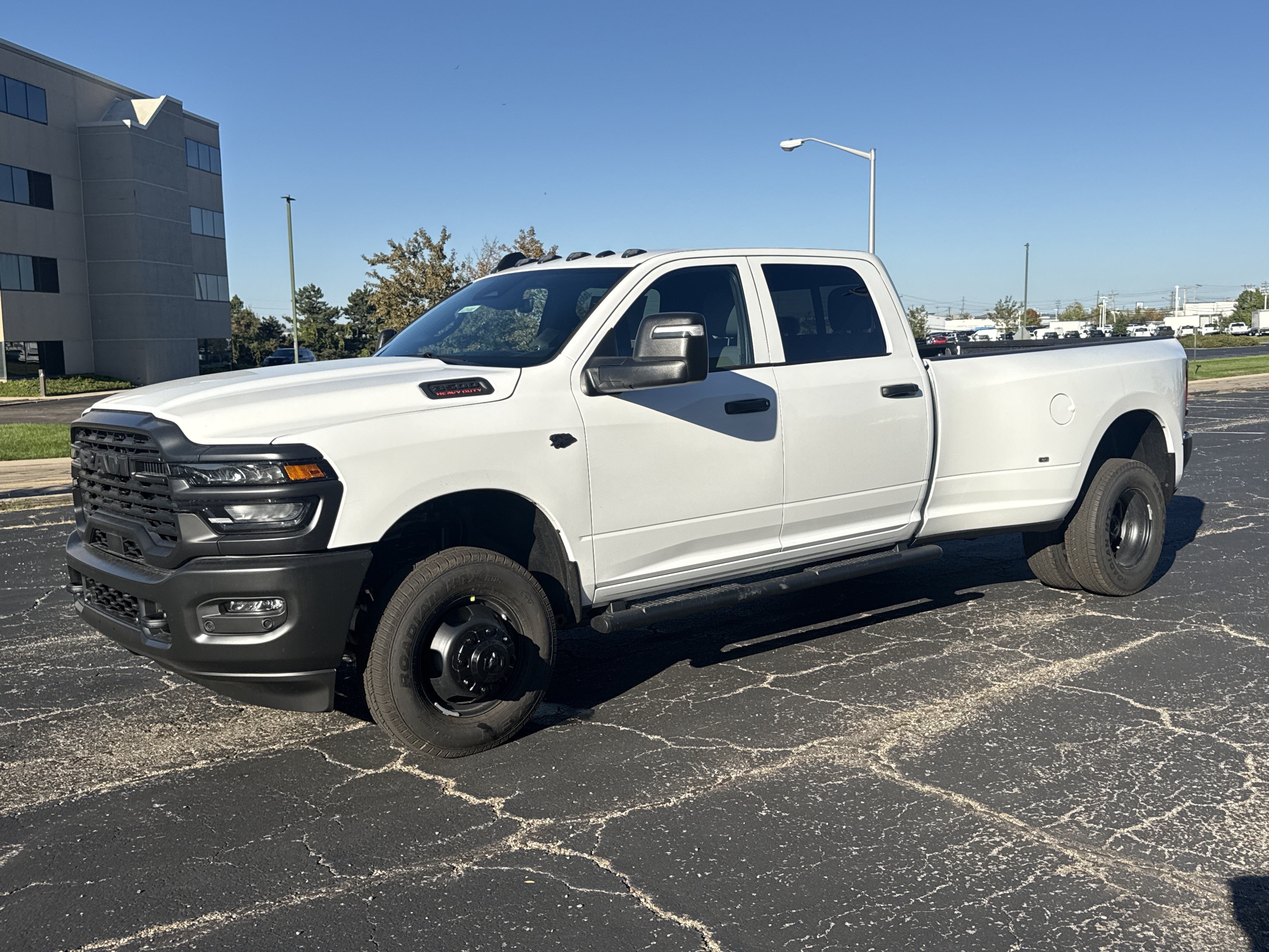 New 2027 Ram 3500 TRADESMAN CREW CAB 4X4 Pickup