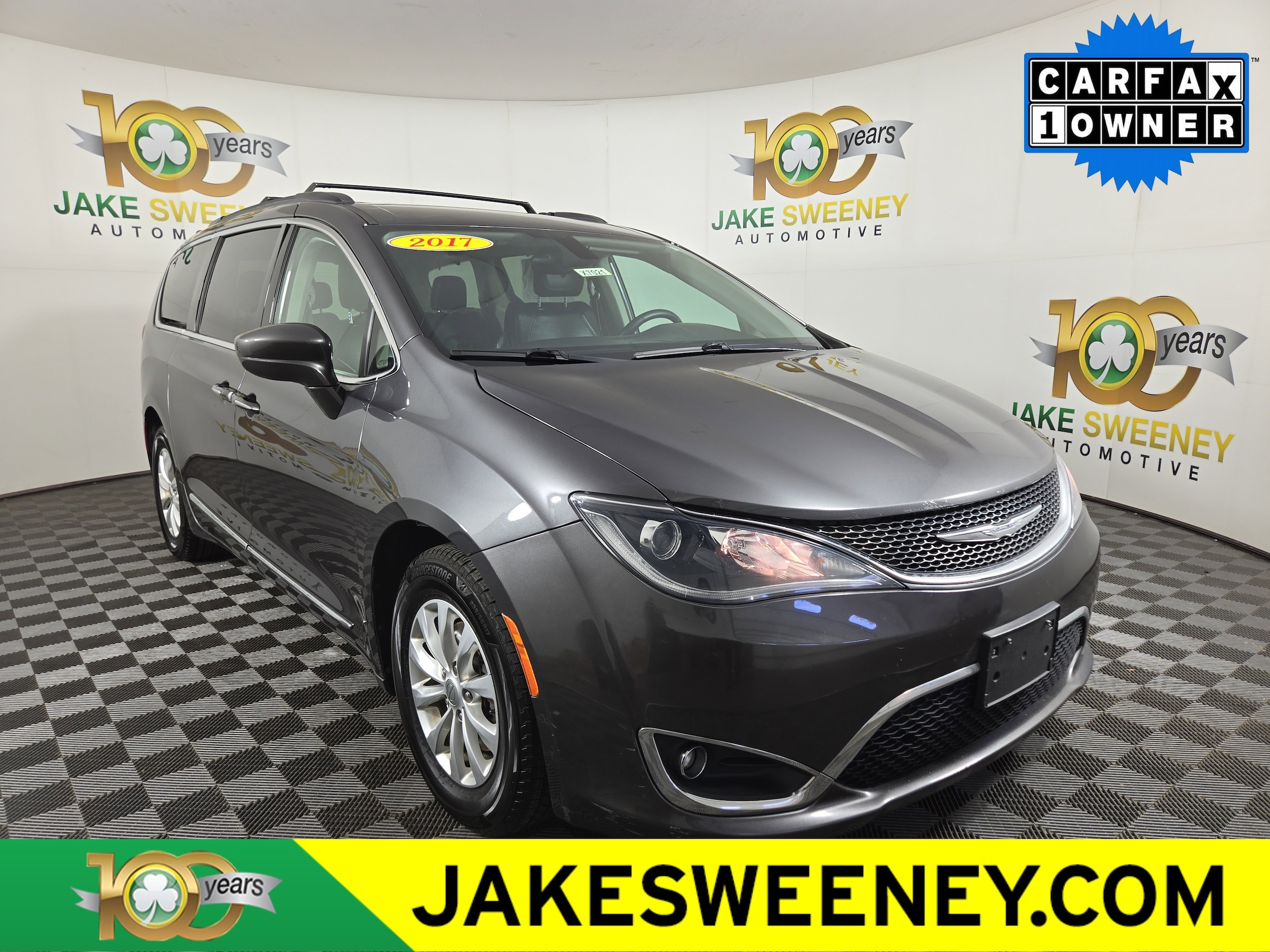 2017 Chrysler Pacifica Touring-L