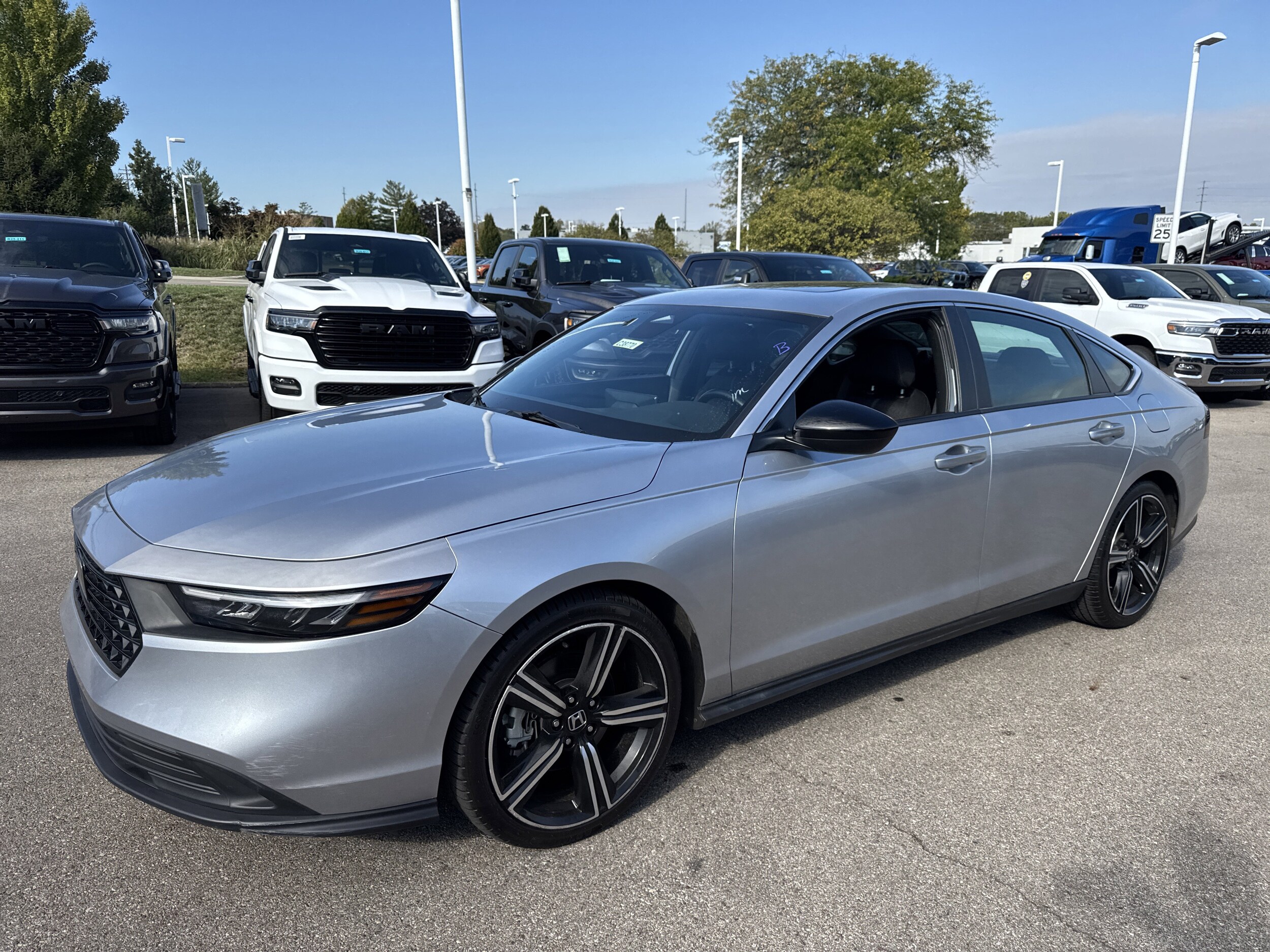 2024 Honda Accord Hybrid Sport photo 3