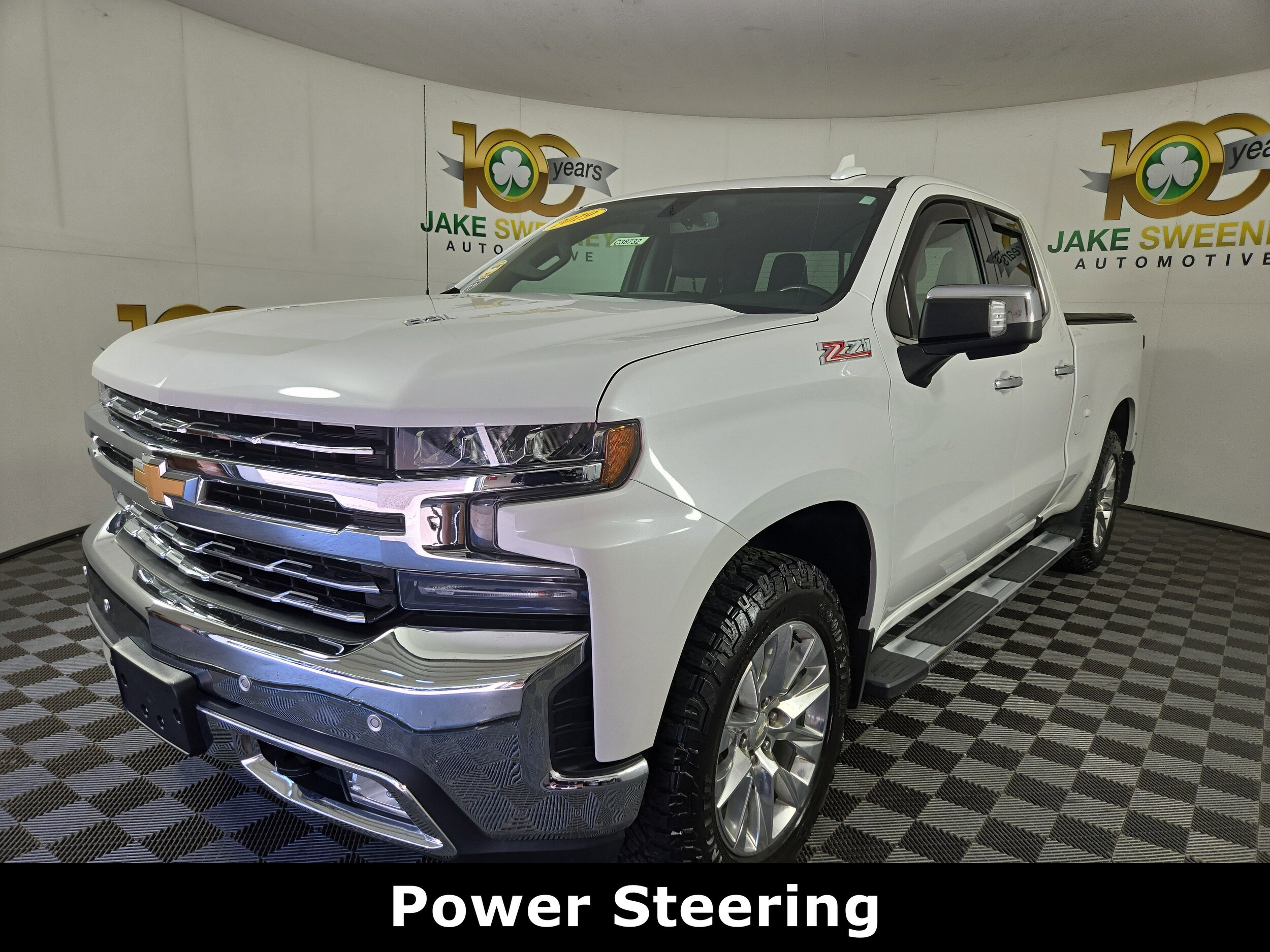 2019 Chevrolet Silverado 1500 LTZ photo 2