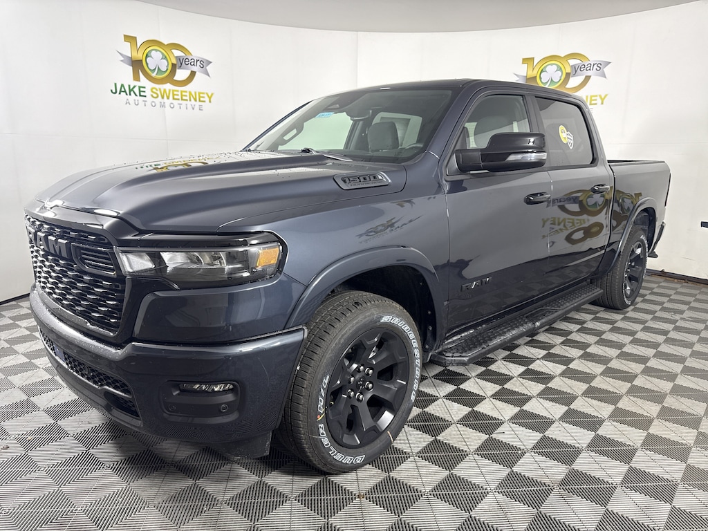 New 2026 Ram 1500 BIG HORN CREW CAB 4X4 5'7 BOX Pickup