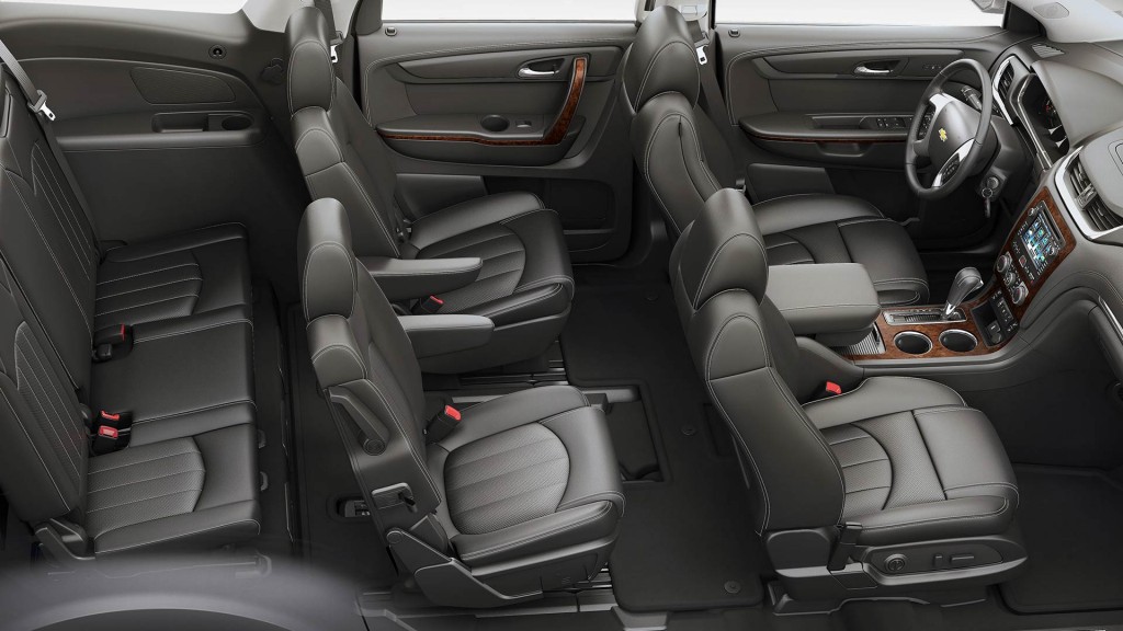 2016 Chevrolet Traverse interior