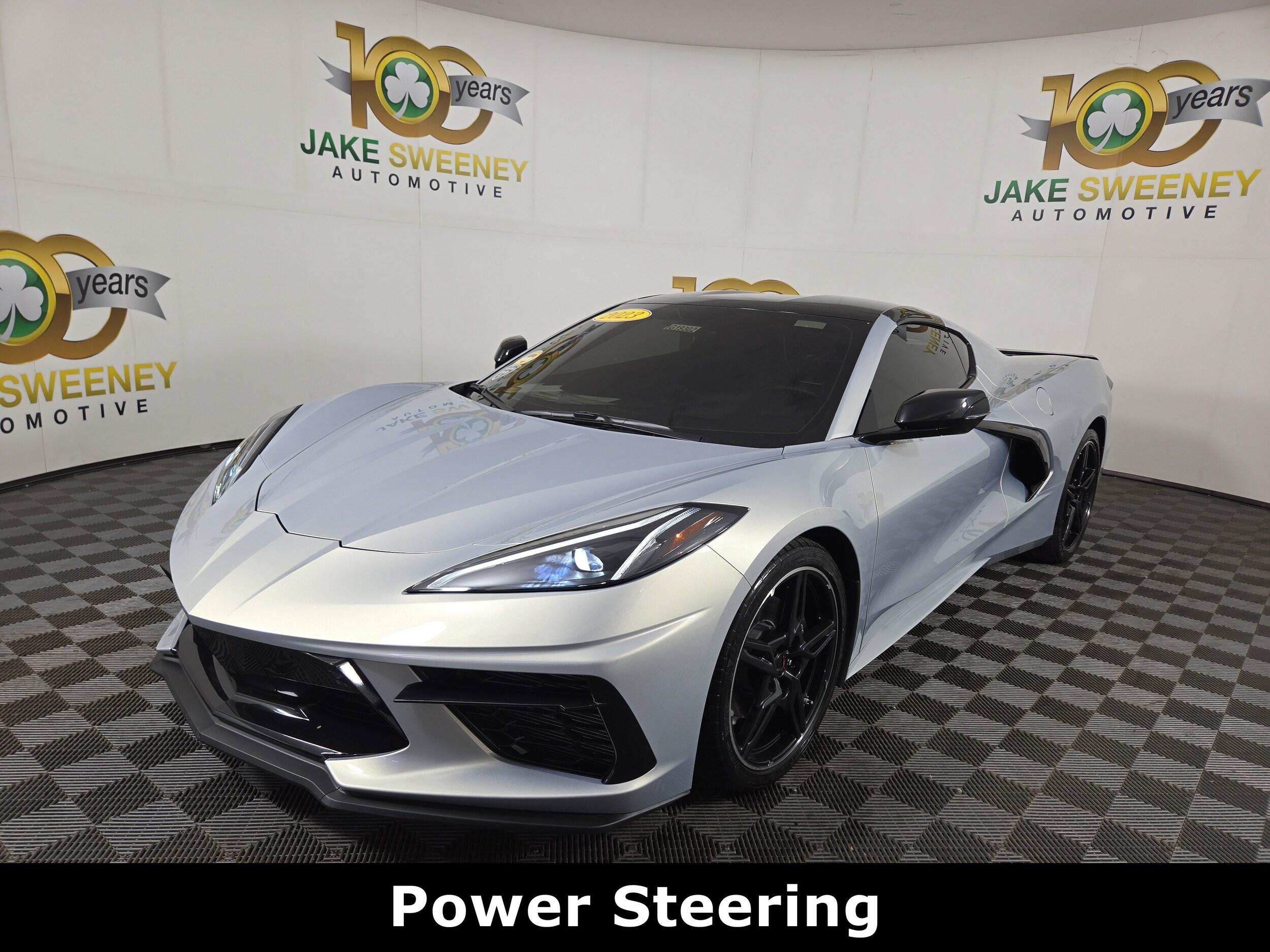 2023 Chevrolet Corvette Stingray 2LT photo 3