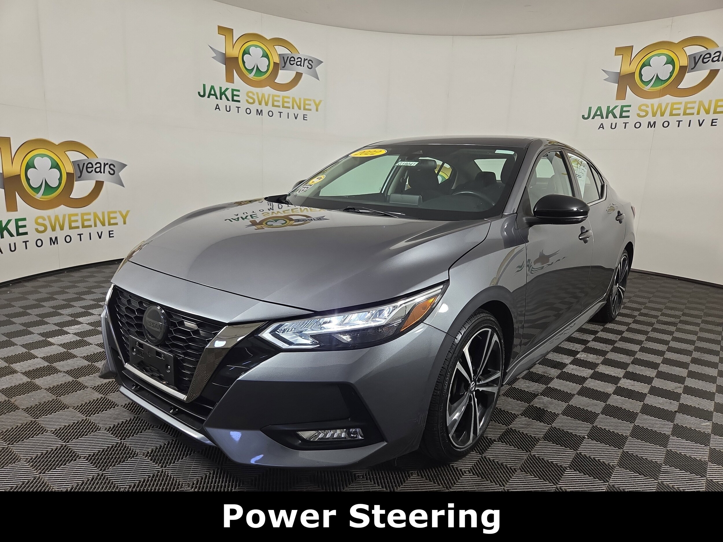 2022 Nissan Sentra SR photo 3