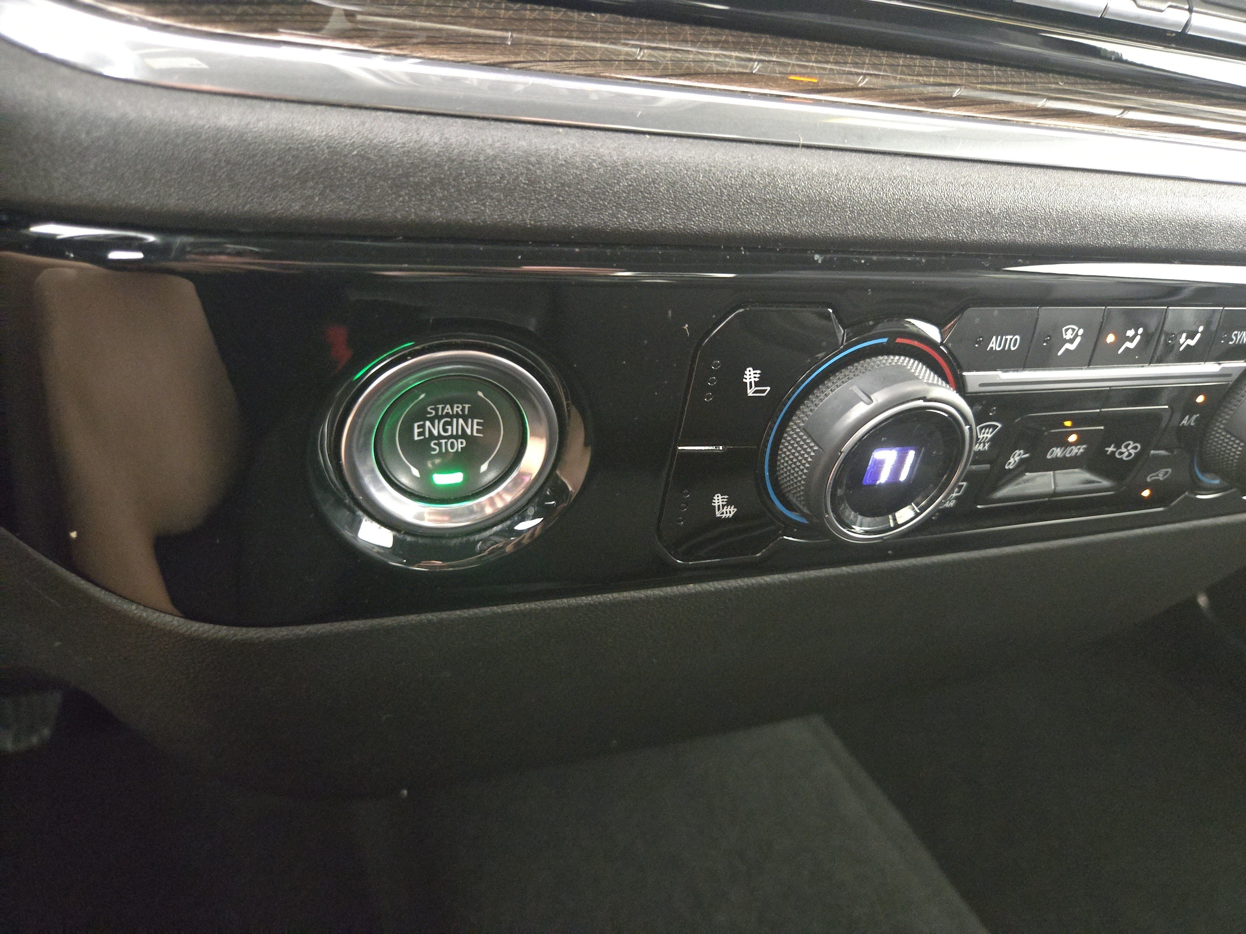 2023 Chevrolet Silverado 1500 RST - Photo 25