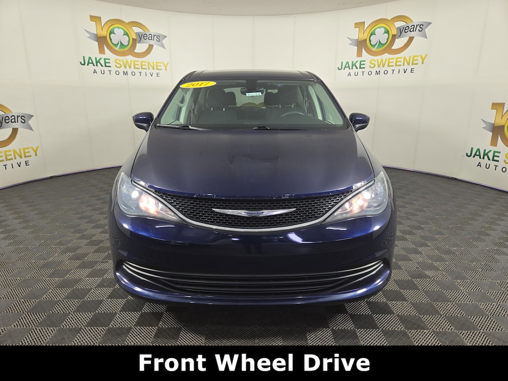Used 2017 Chrysler Pacifica LX Van