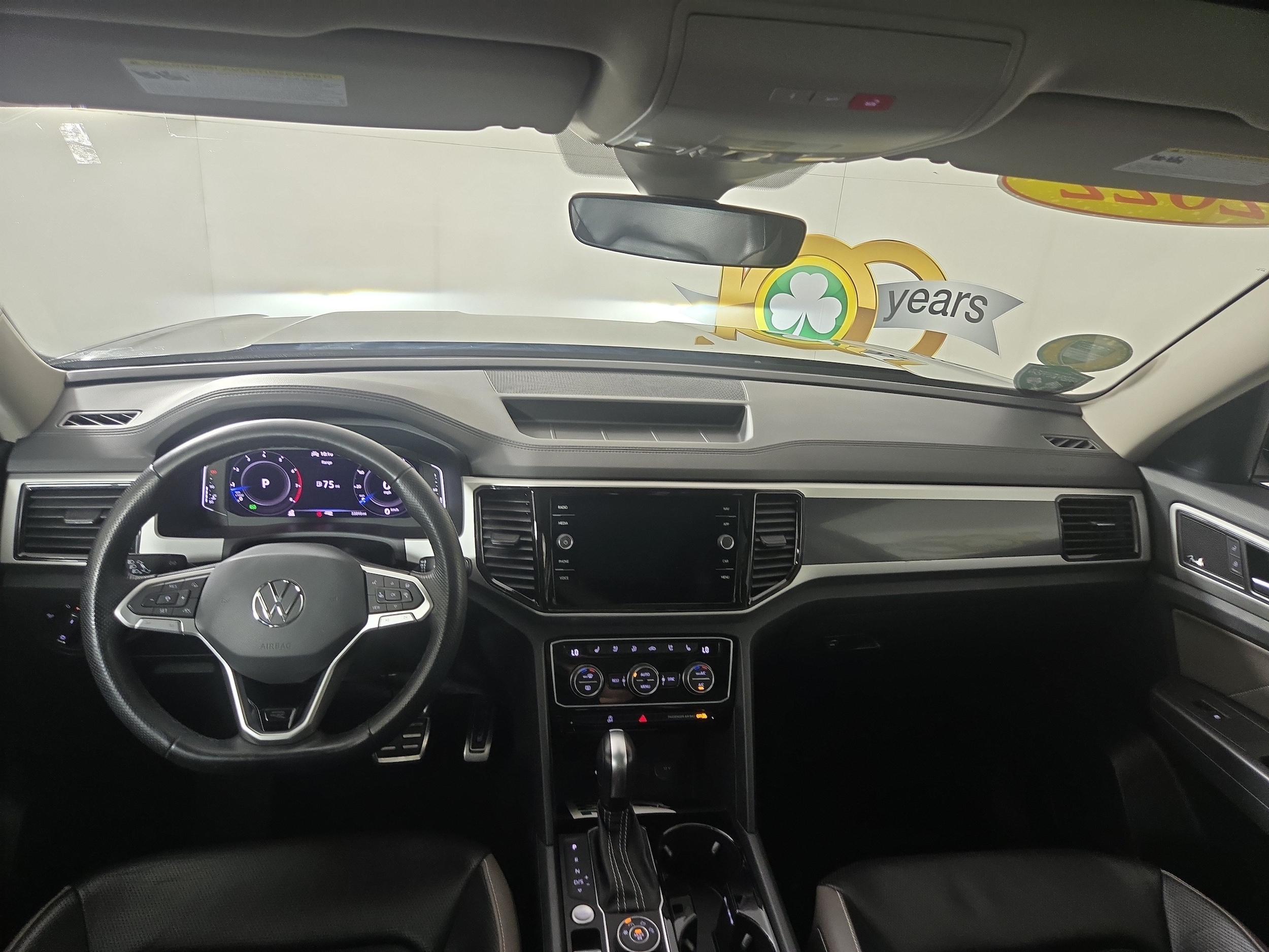 2022 Volkswagen Atlas SEL Premium R-Line - Photo 13