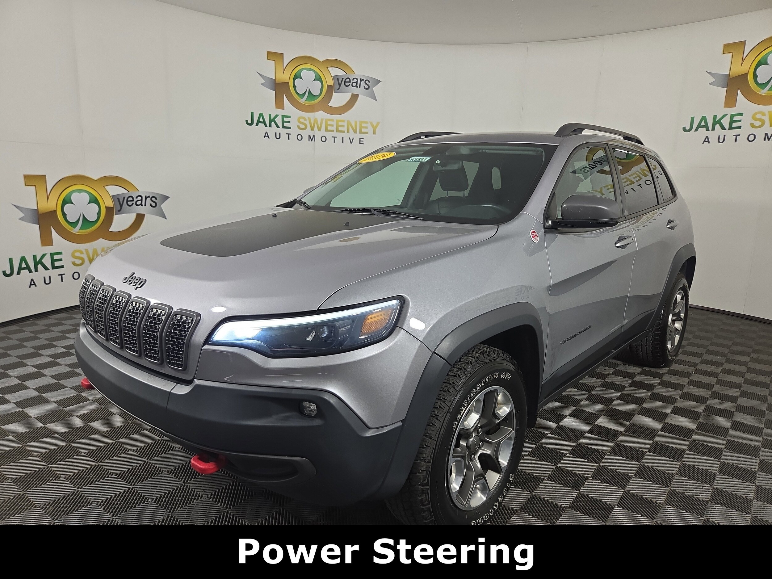 2019 Jeep Cherokee Trailhawk photo 3