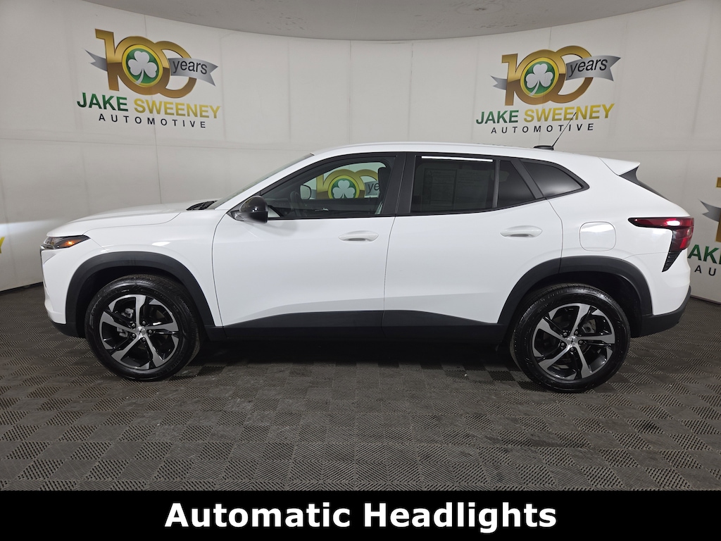 Used 2025 Chevrolet Trax 1RS SUV
