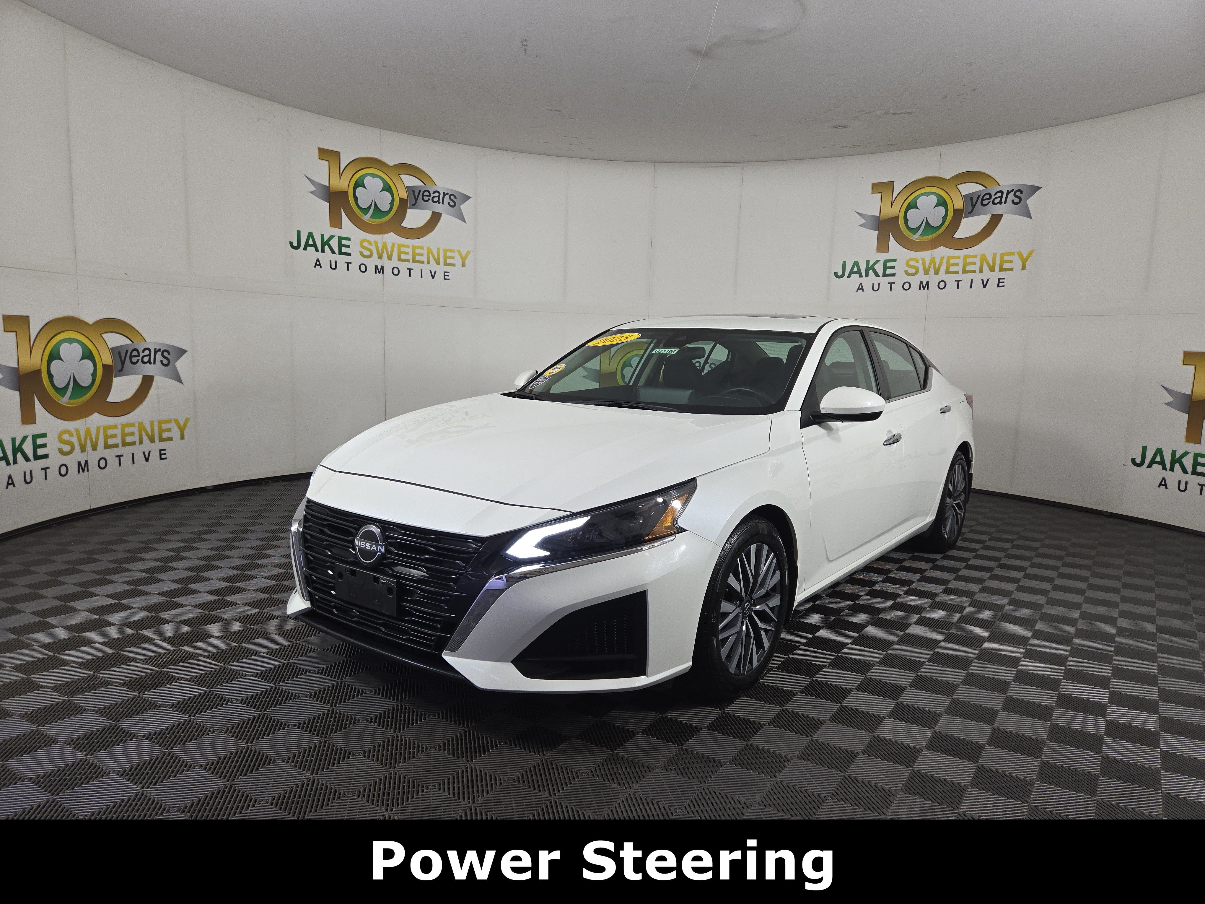 Used 2023 Nissan Altima SV FWD Sedan