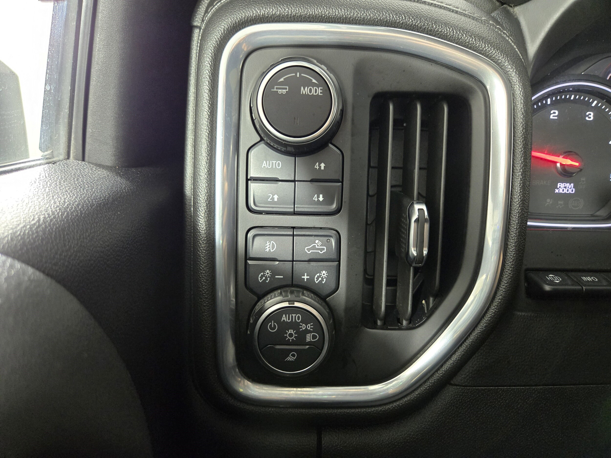 2021 Chevrolet Silverado 3500HD High Country - Photo 31