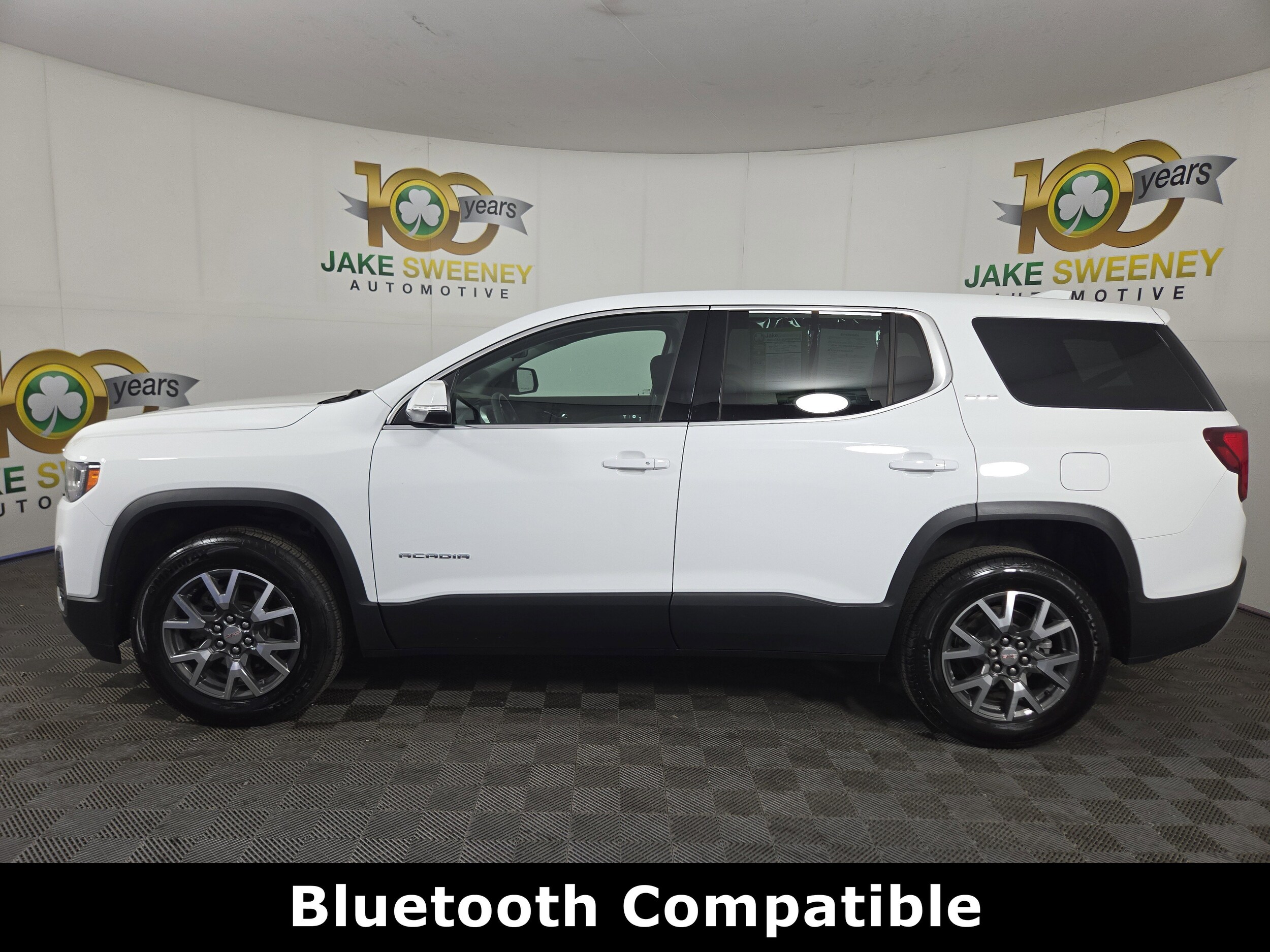 2023 Gmc Acadia SLE photo 3