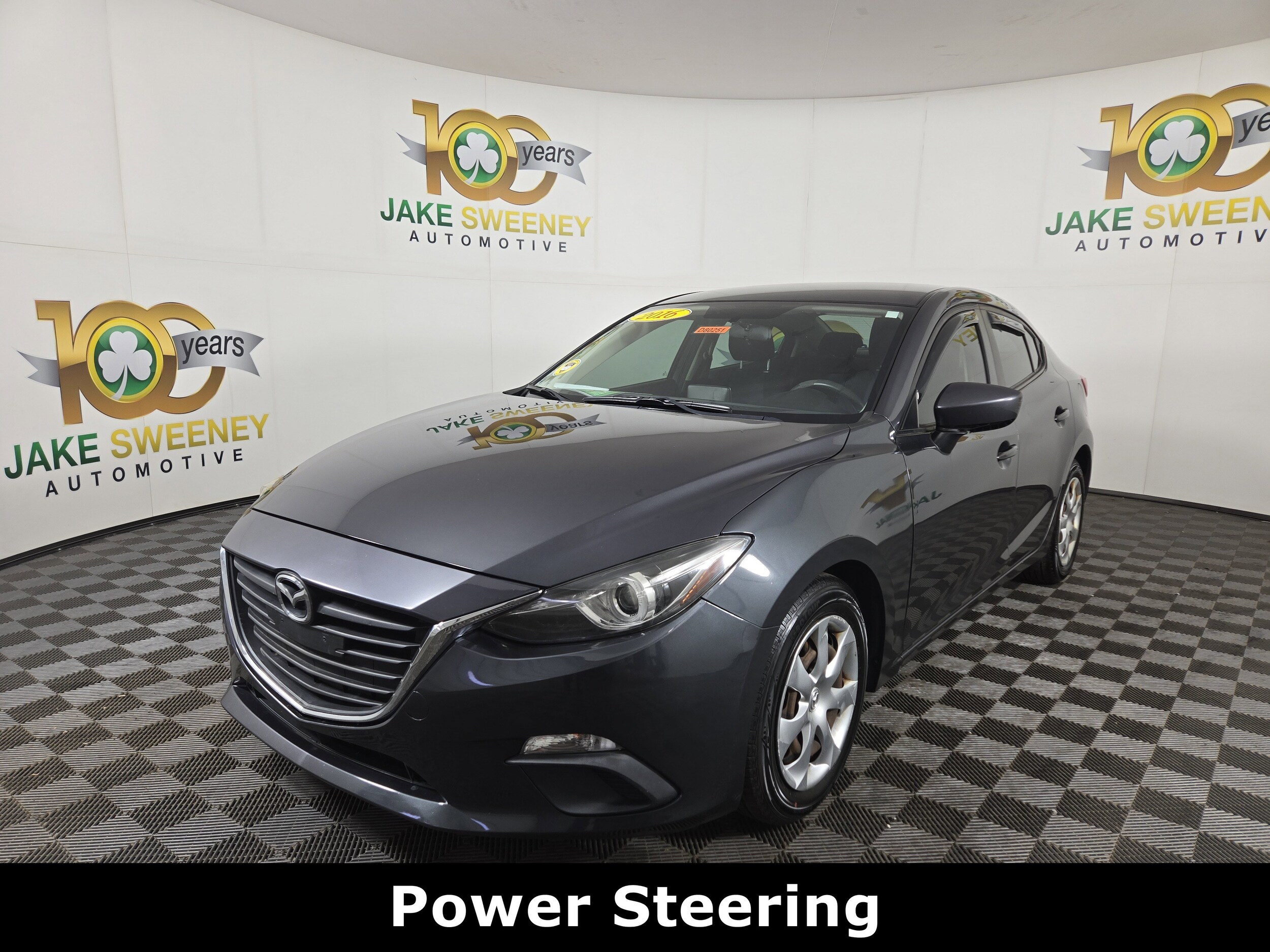 2016 Mazda Mazda3 i Sport photo 3